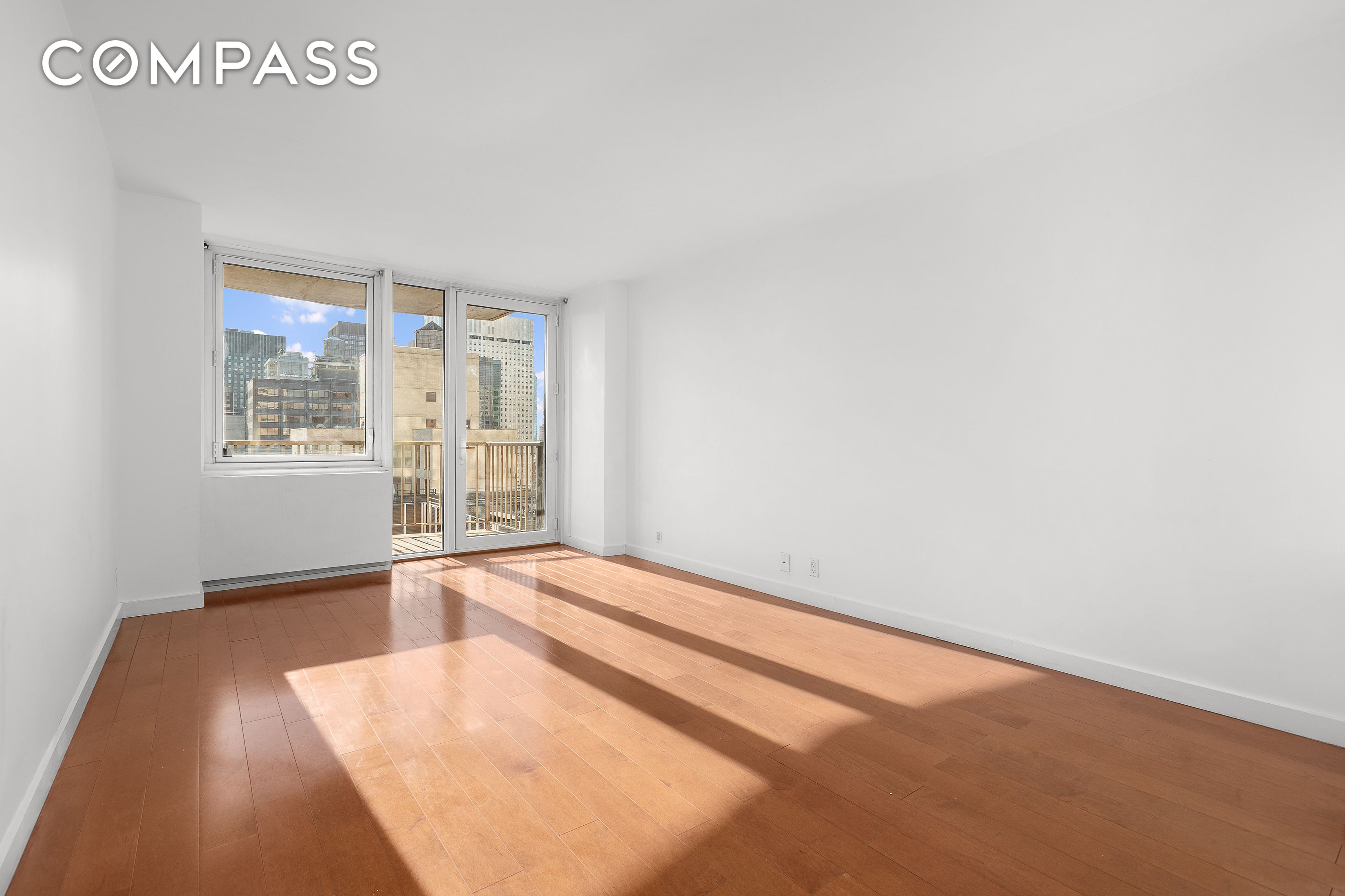 Photo 1 of 212 East 47th Street 34H, Midtown East, NYC, $4,500, Web #: 1100968964