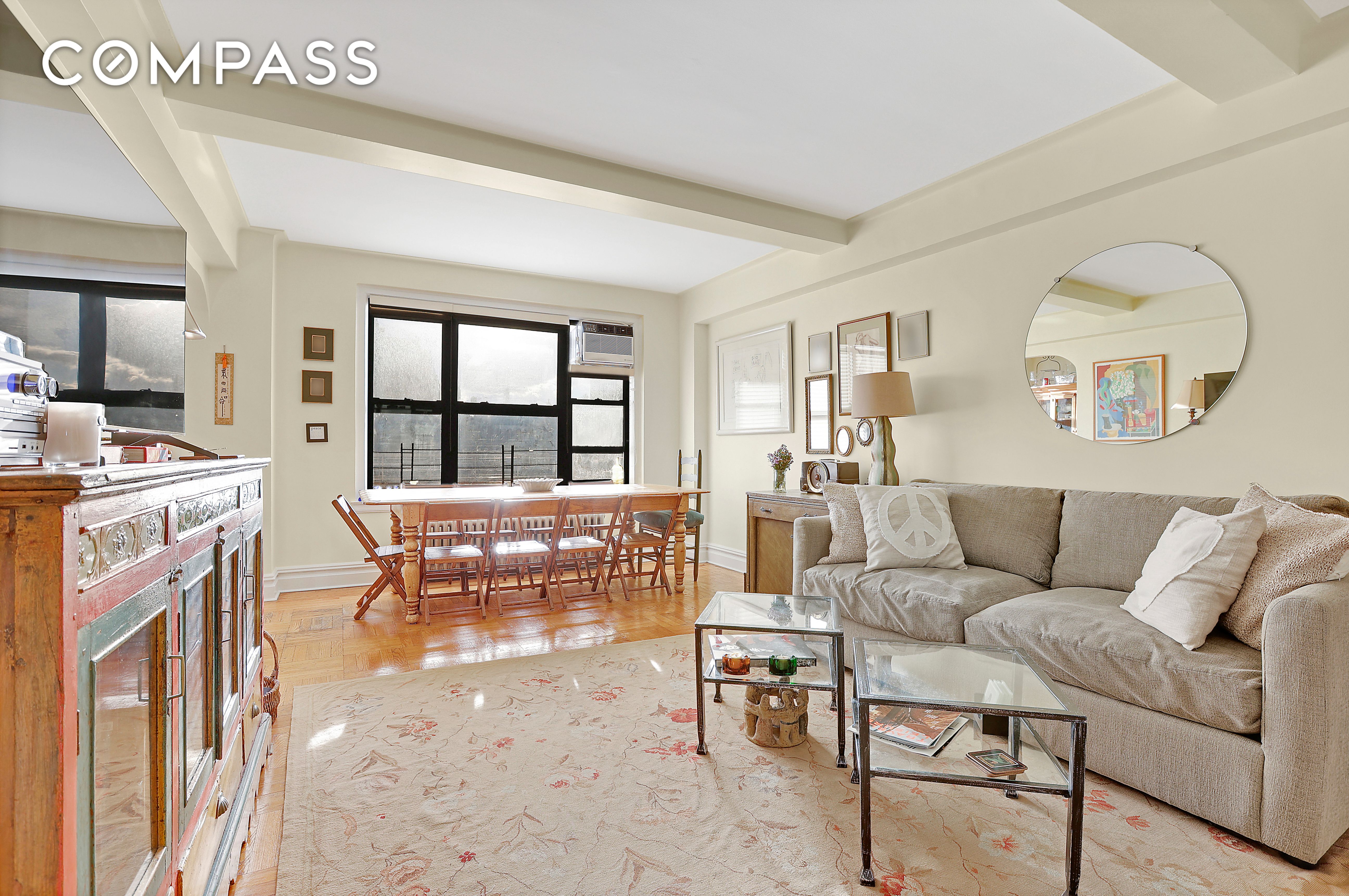 35 West 92nd Street 5D, Upper West Side, Upper West Side, NYC - 1 Bedrooms  
1.5 Bathrooms  
4 Rooms - 