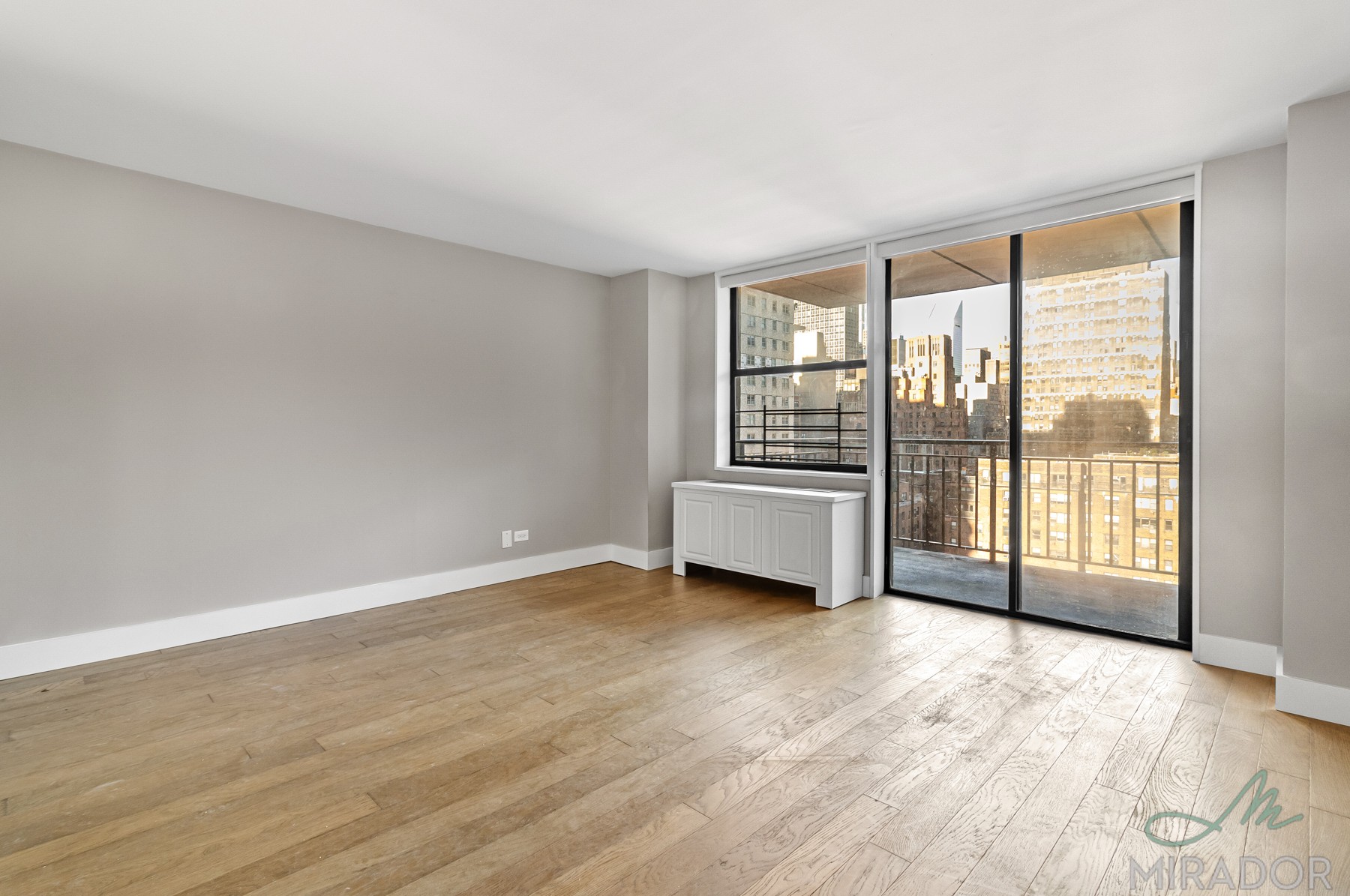 Photo 1 of 330 East 39th Street 5F, Midtown East, NYC, $4,100, Web #: 1101015810