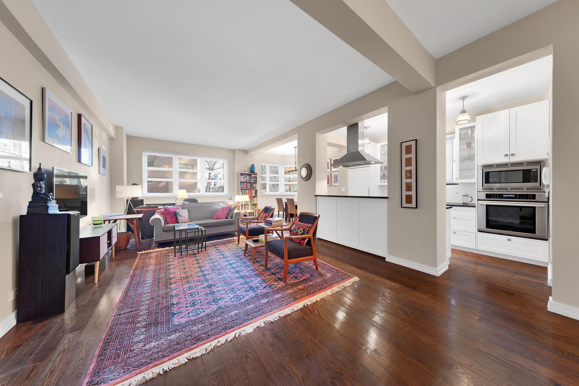 36 Sutton Place Maisonette, Sutton Place, Midtown East, NYC - 3 Bedrooms  
2 Bathrooms  
5 Rooms - 