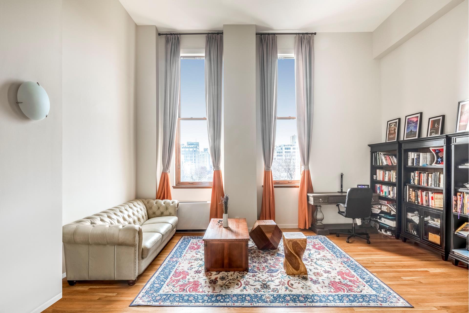 305 2nd Avenue 542, Gramercy Park, Downtown, NYC - 3 Bedrooms  
3 Bathrooms  
8 Rooms - 