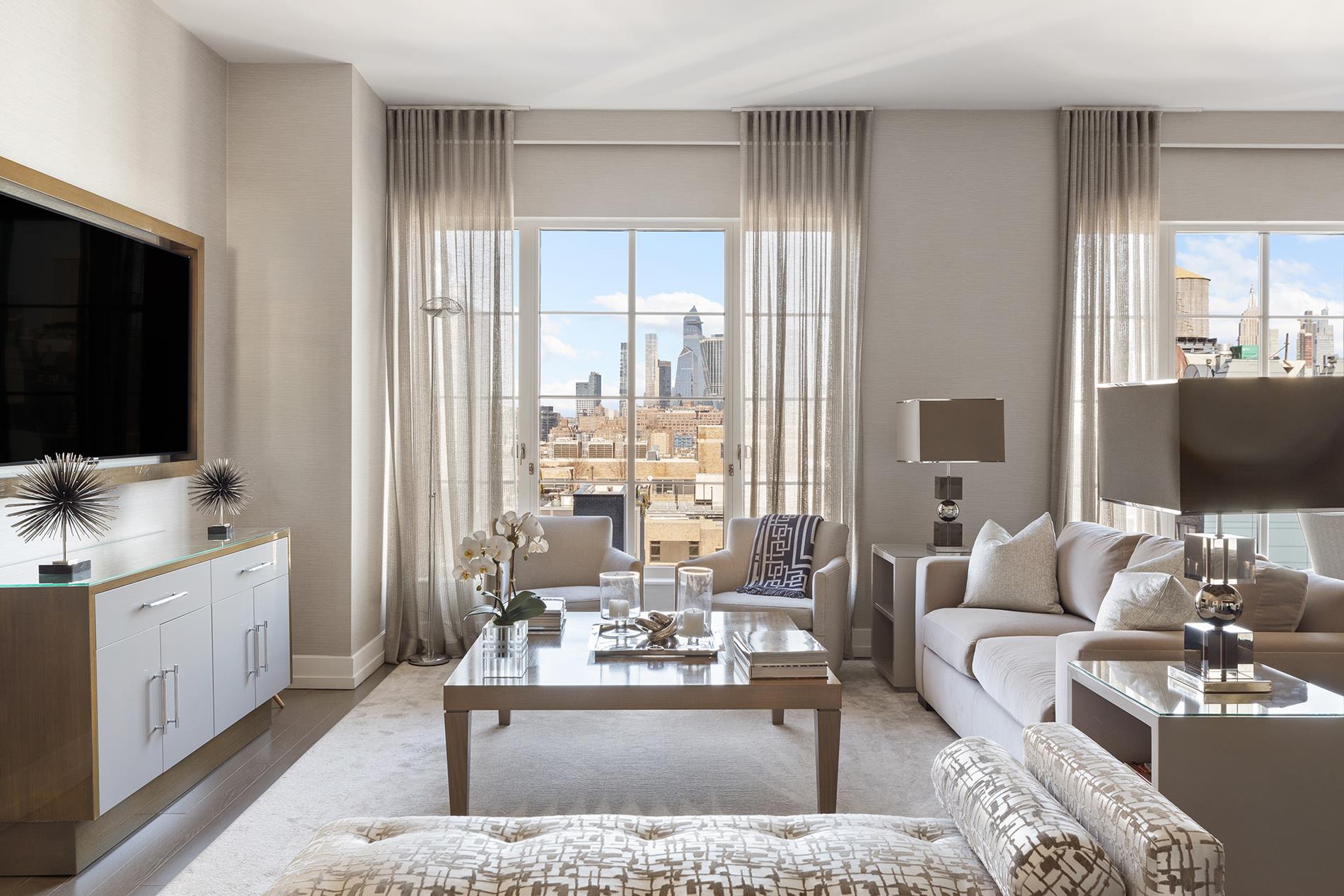 70 Charlton Street Penthousec, Soho, Downtown, NYC - 3 Bedrooms  
3 Bathrooms  
5 Rooms - 