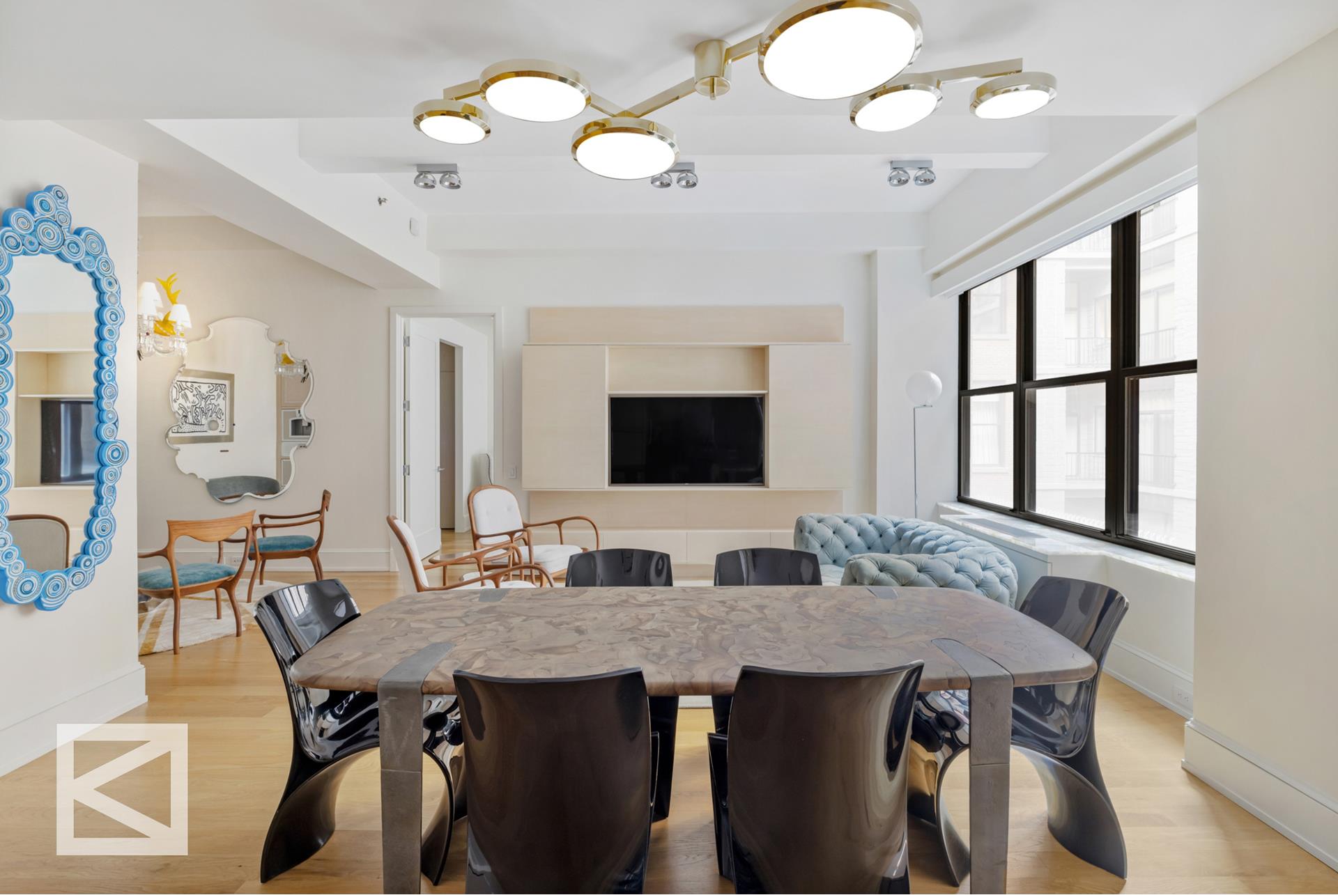 260 Park Avenue 9I, Flatiron, Downtown, NYC - 2 Bedrooms  
2.5 Bathrooms  
5 Rooms - 