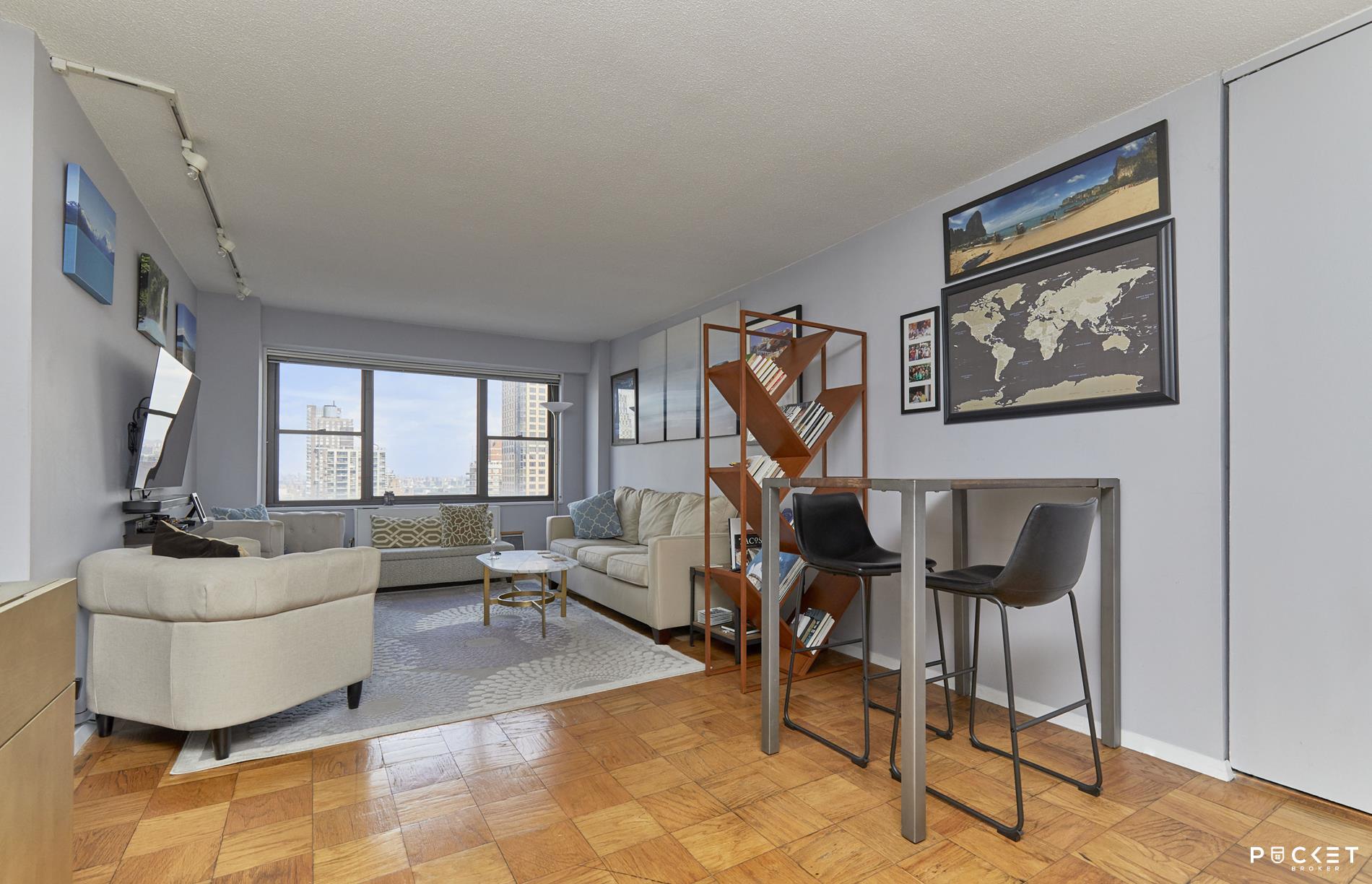 345 East 80th Street 20-K, Upper East Side, Upper East Side, NYC - 1 Bedrooms  
1 Bathrooms  
3 Rooms - 