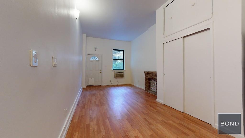 402 East 83rd Street C, Upper East Side, Upper East Side, NYC - 1 Bathrooms  
2 Rooms - 