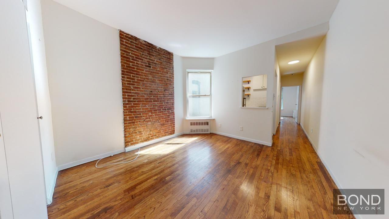 214 East 85th Street 3C, Upper East Side, Upper East Side, NYC - 1 Bedrooms  
1 Bathrooms  
3 Rooms - 