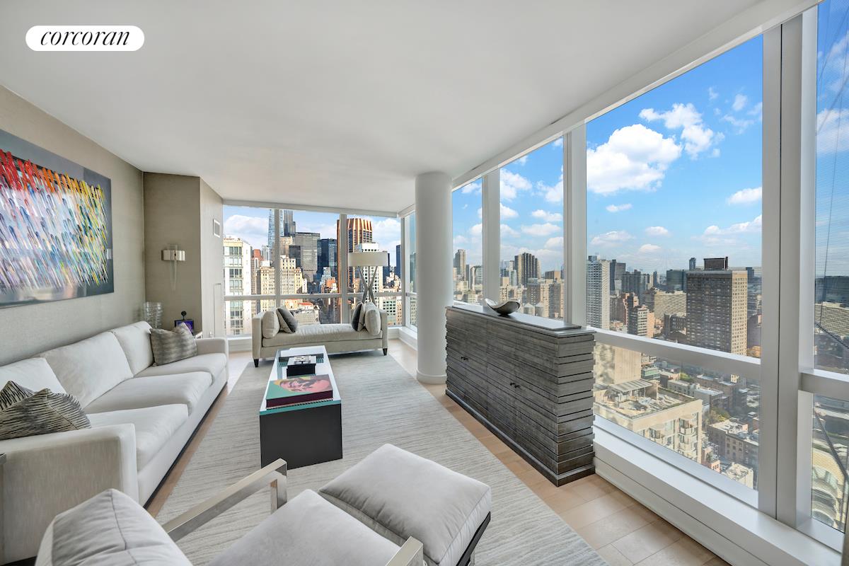 400 Park Avenue 31B, Nomad, Downtown, NYC - 3 Bedrooms  
3 Bathrooms  
6 Rooms - 