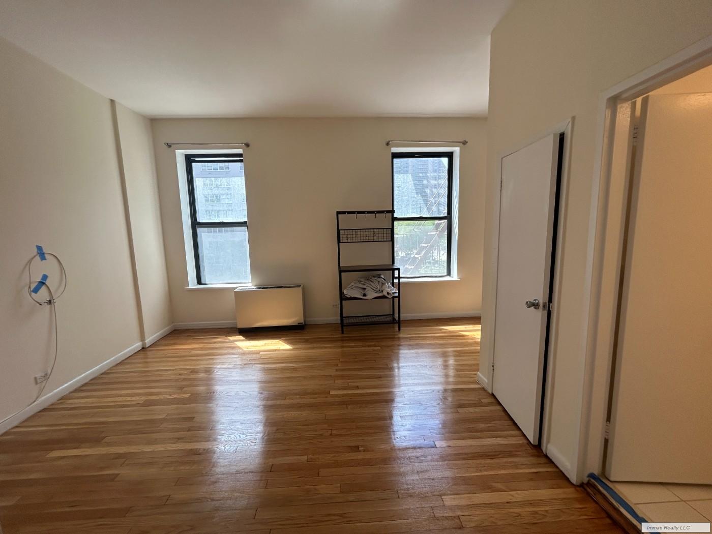 2020 Broadway 5G, Upper West Side, Upper West Side, NYC - 1 Bathrooms  
1 Rooms - 