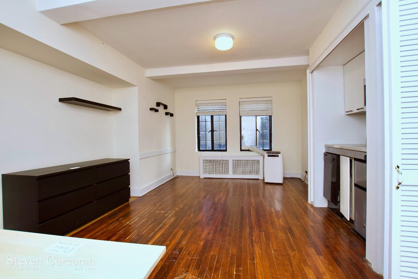 5 Tudor City Place 1623, Midtown East, Midtown East, NYC - 1 Bathrooms  
2 Rooms - 