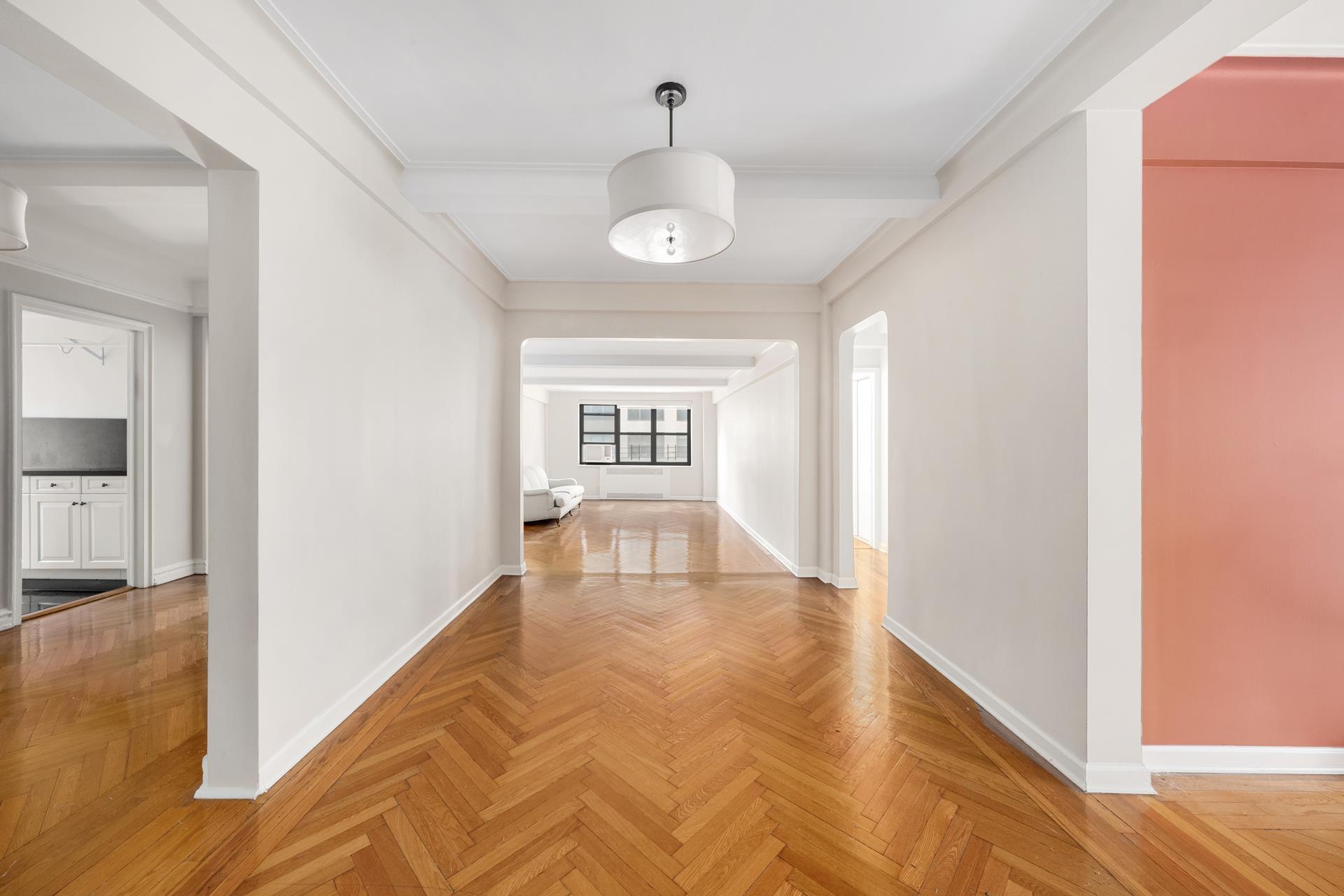 19 East 80th Street 6Ab, Upper East Side, Upper East Side, NYC - 4 Bedrooms  
3 Bathrooms  
8 Rooms - 