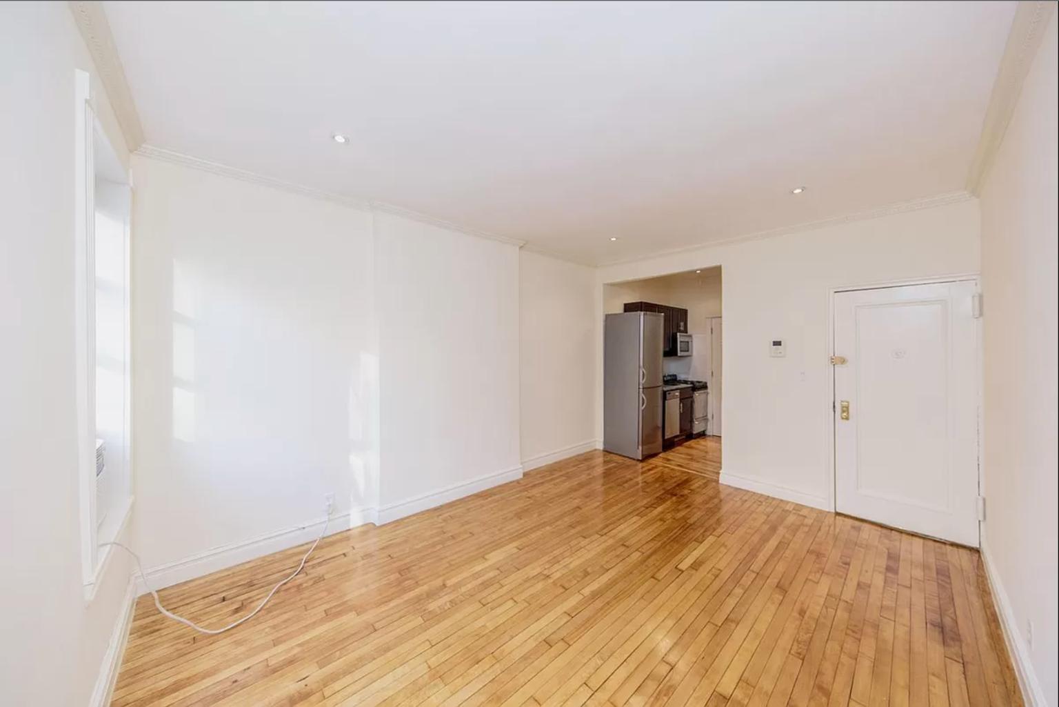 340 East 81st Street 2B, Upper East Side, Upper East Side, NYC - 1 Bathrooms  
2 Rooms - 