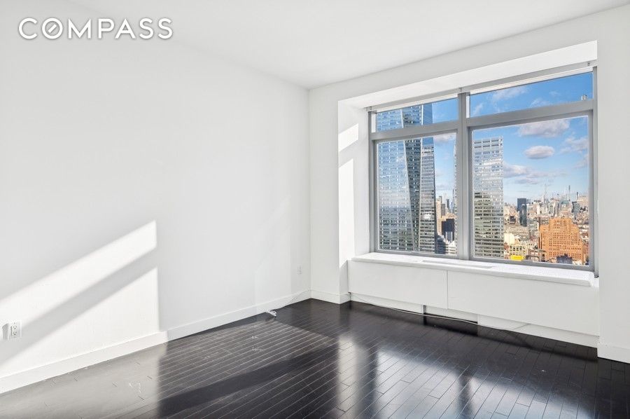 123 Washington Street 47E, Financial District, Downtown, NYC - 1 Bedrooms  
1 Bathrooms  
3 Rooms - 