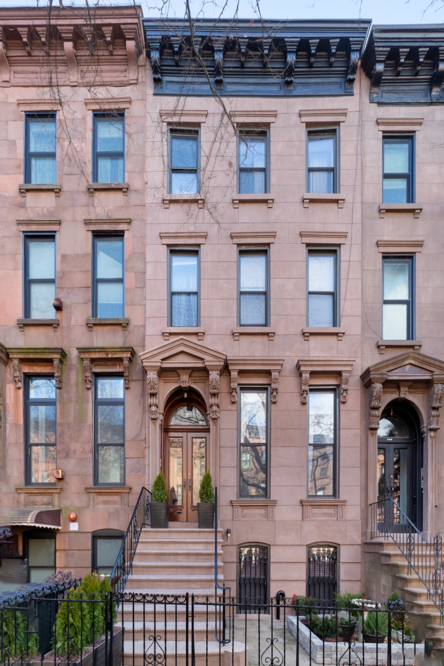 464 5th Street, Park Slope, Brooklyn, New York - 6 Bedrooms  
4 Bathrooms  
9 Rooms - 