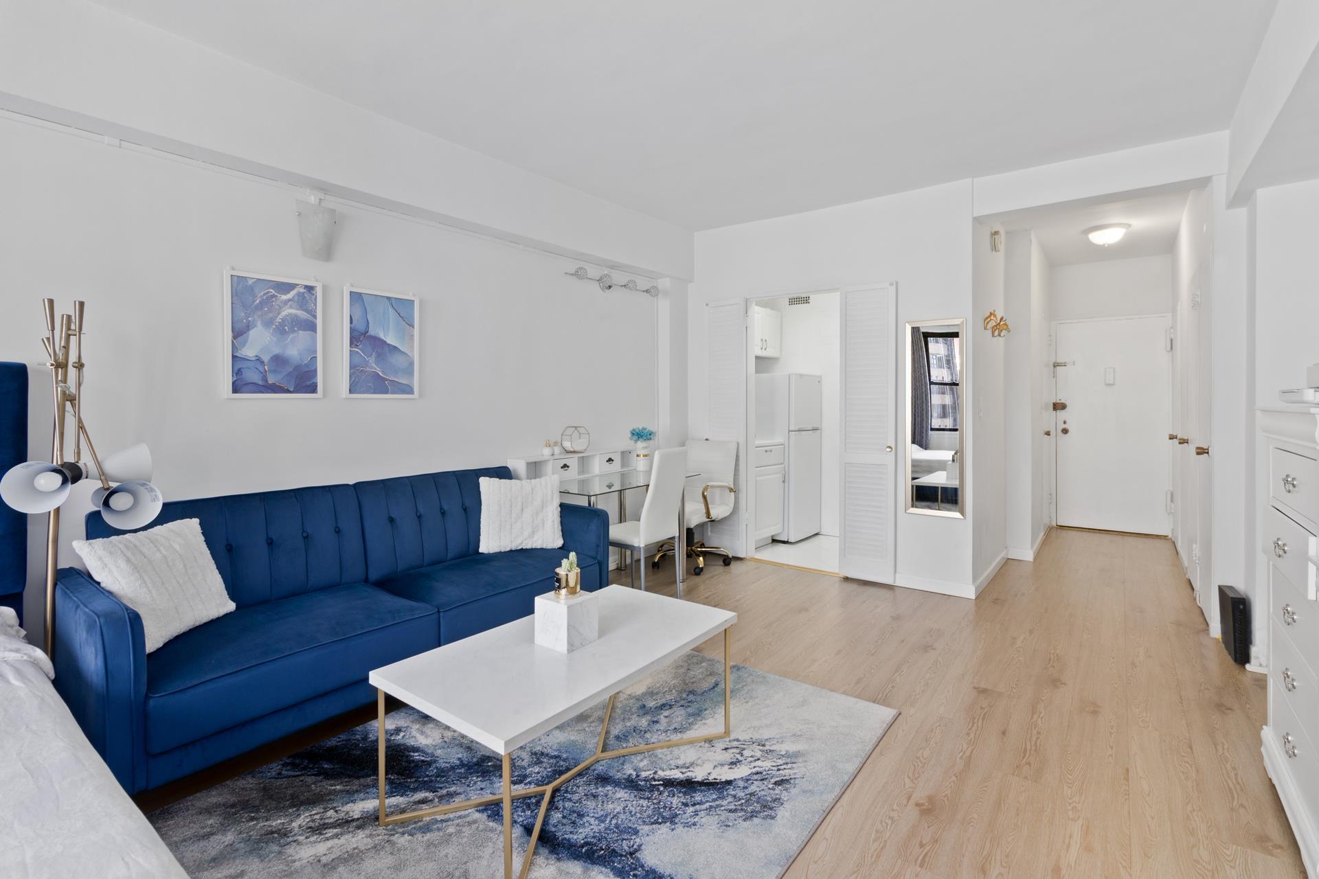 240 East 46th Street 10F, Turtle Bay, Midtown East, NYC - 1 Bathrooms  
2 Rooms - 