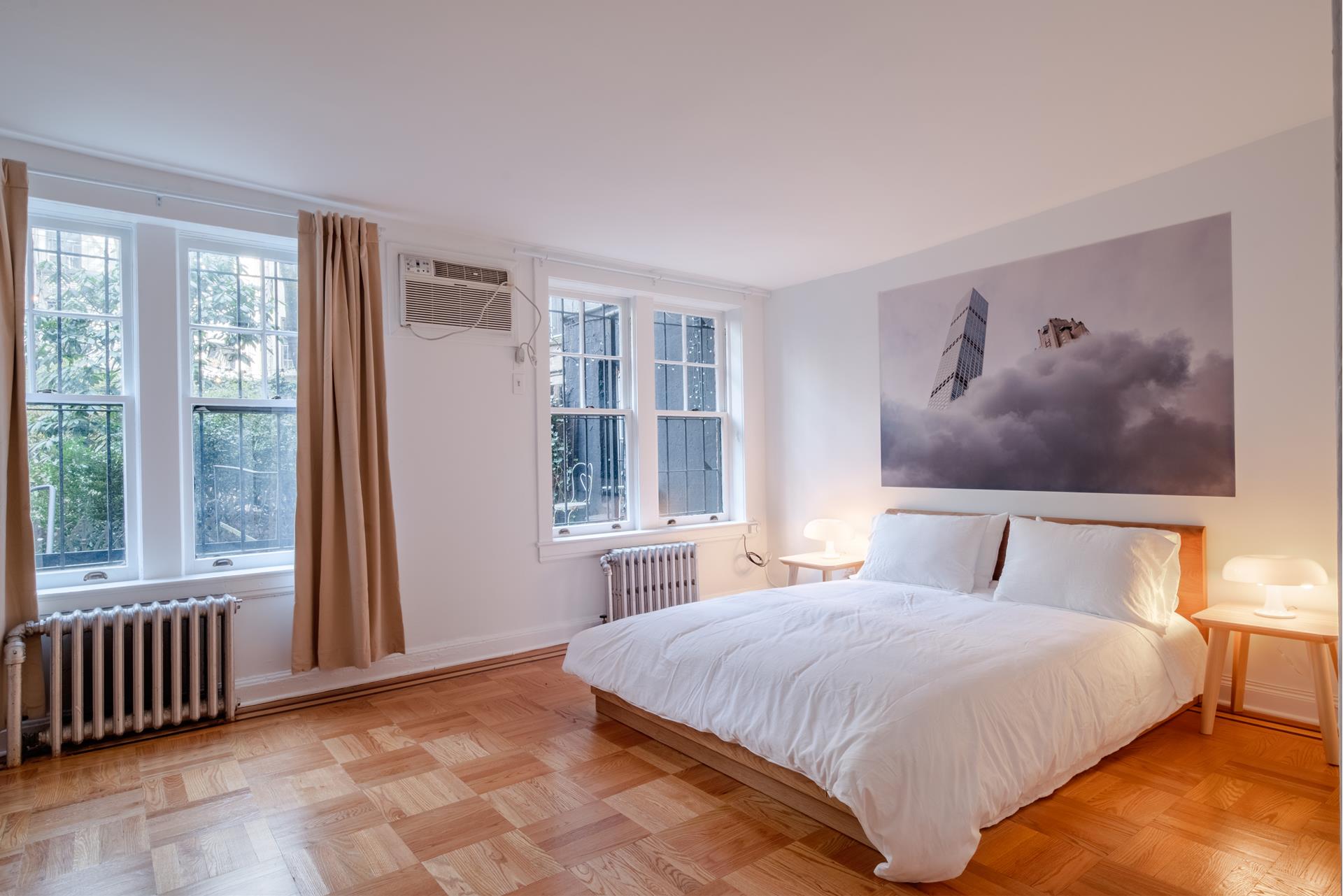 307 East 10th Street Garden, East Village, Downtown, NYC - 2 Bedrooms  
1 Bathrooms  
5 Rooms - 