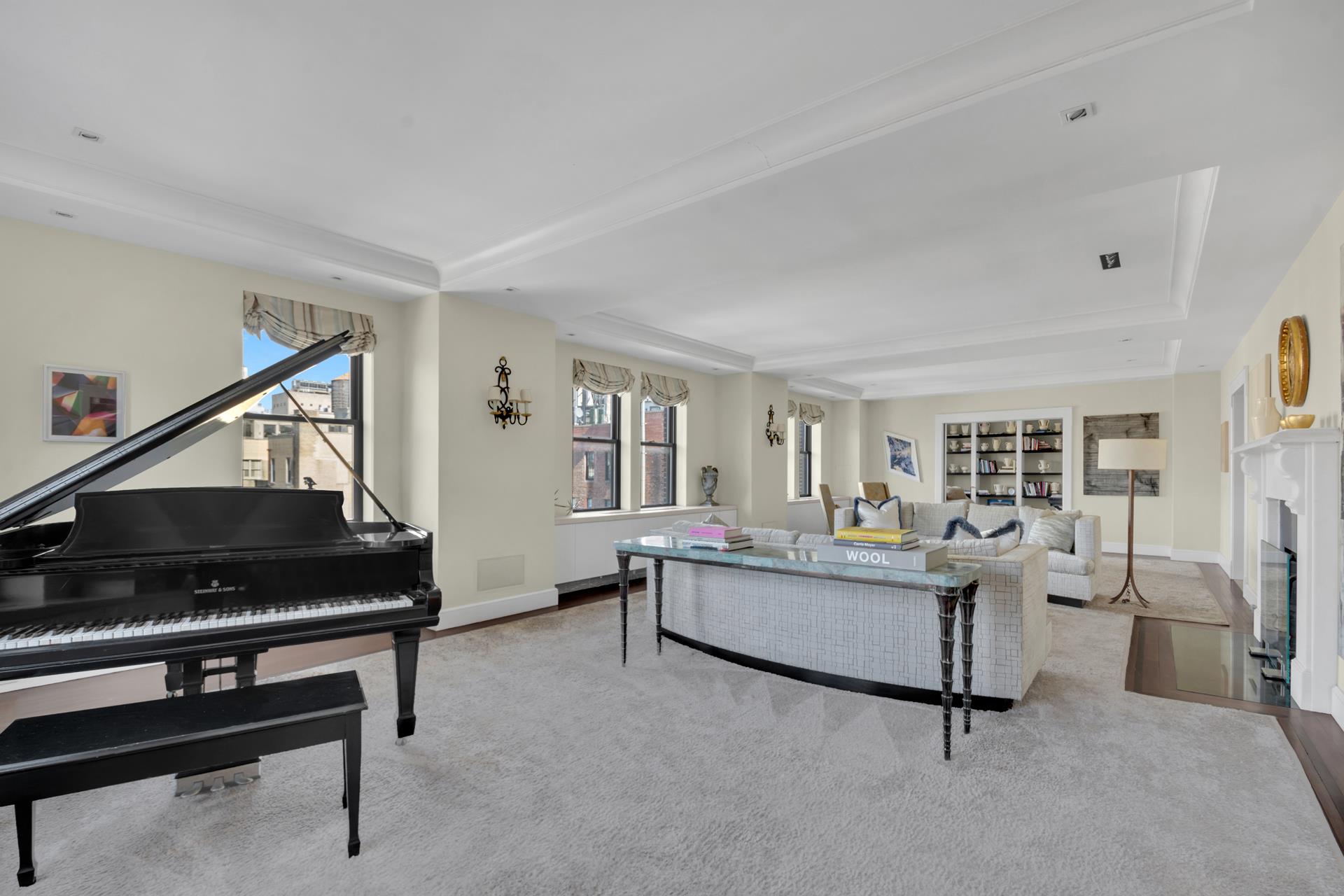 610 Park Avenue Ph16e, Lenox Hill, Upper East Side, NYC - 7 Bedrooms  
5.5 Bathrooms  
11 Rooms - 