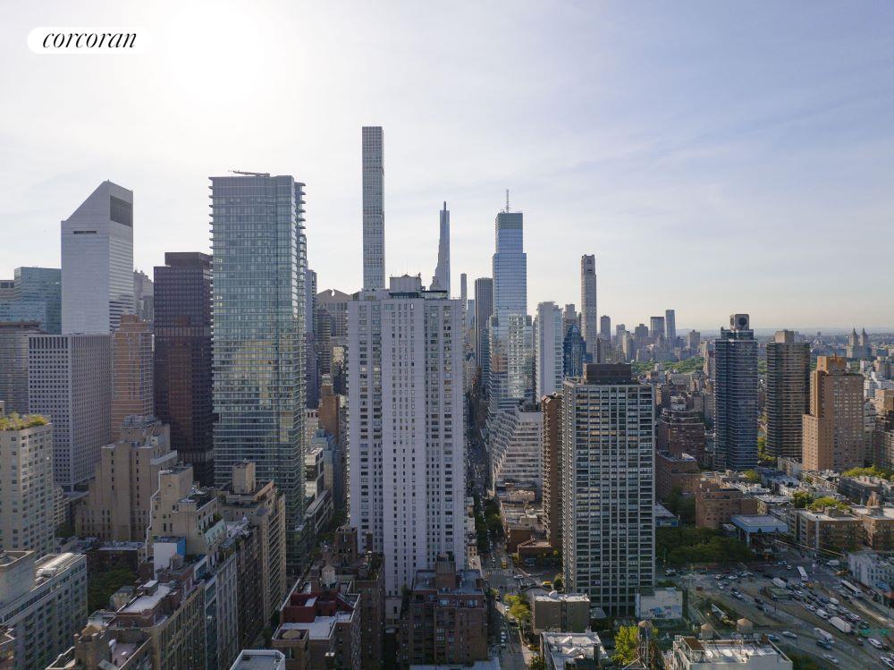 430 E 58TH Street, New York, NY 10022, 4 Bedrooms Bedrooms, 8 Rooms Rooms,4 BathroomsBathrooms,Residential,For Sale,SUTTON TOWER,58TH,RPLU-618222246348