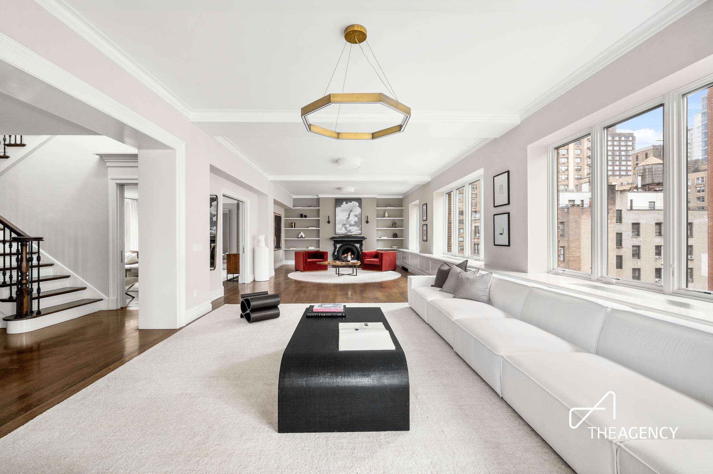 235 West 71st Street Ph, Lincoln Square, Upper West Side, NYC - 5 Bedrooms  
4.5 Bathrooms  
8 Rooms - 
