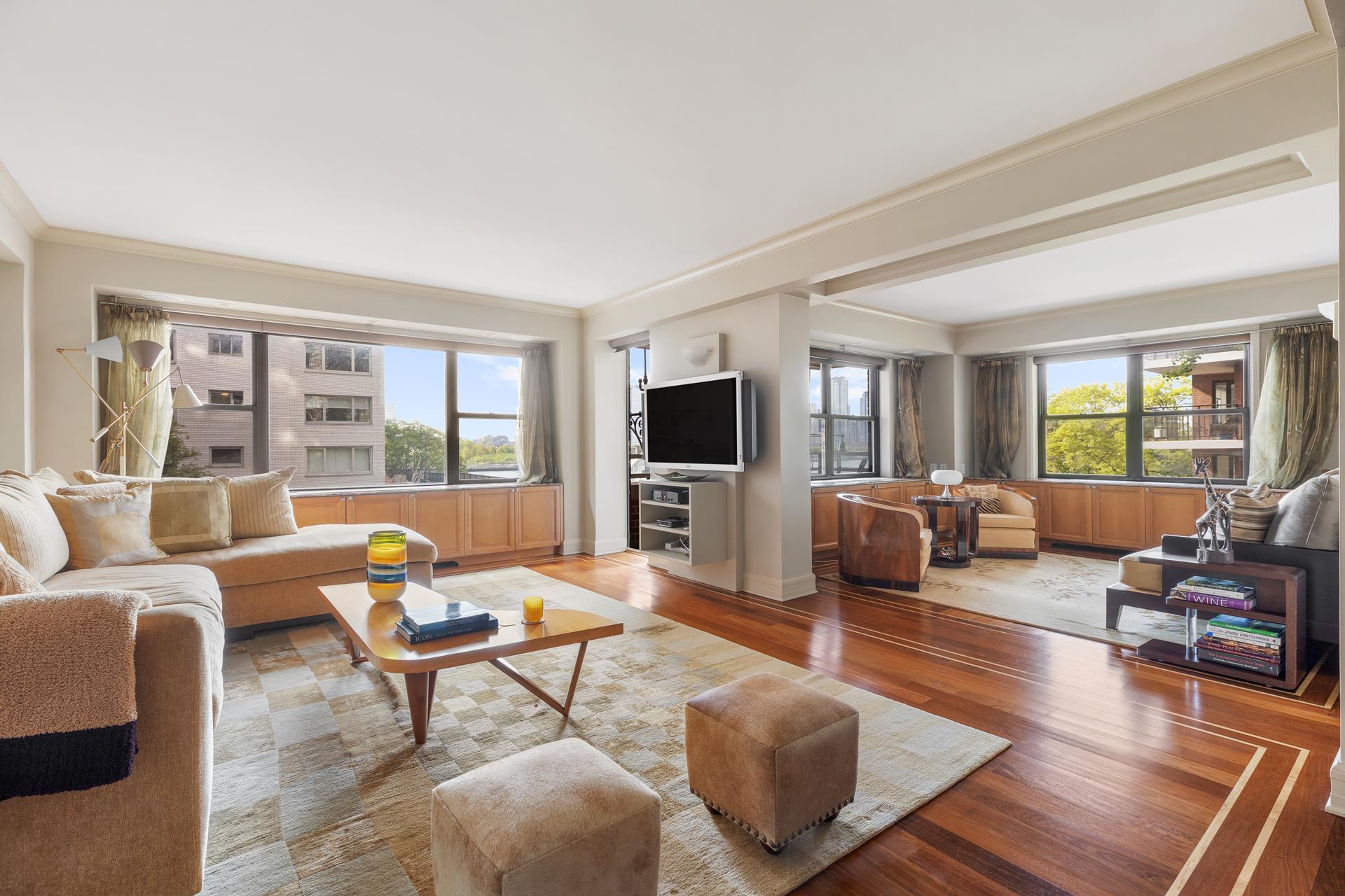 50 Sutton Place 3J, Sutton, Midtown East, NYC - 2 Bedrooms  
2 Bathrooms  
6 Rooms - 