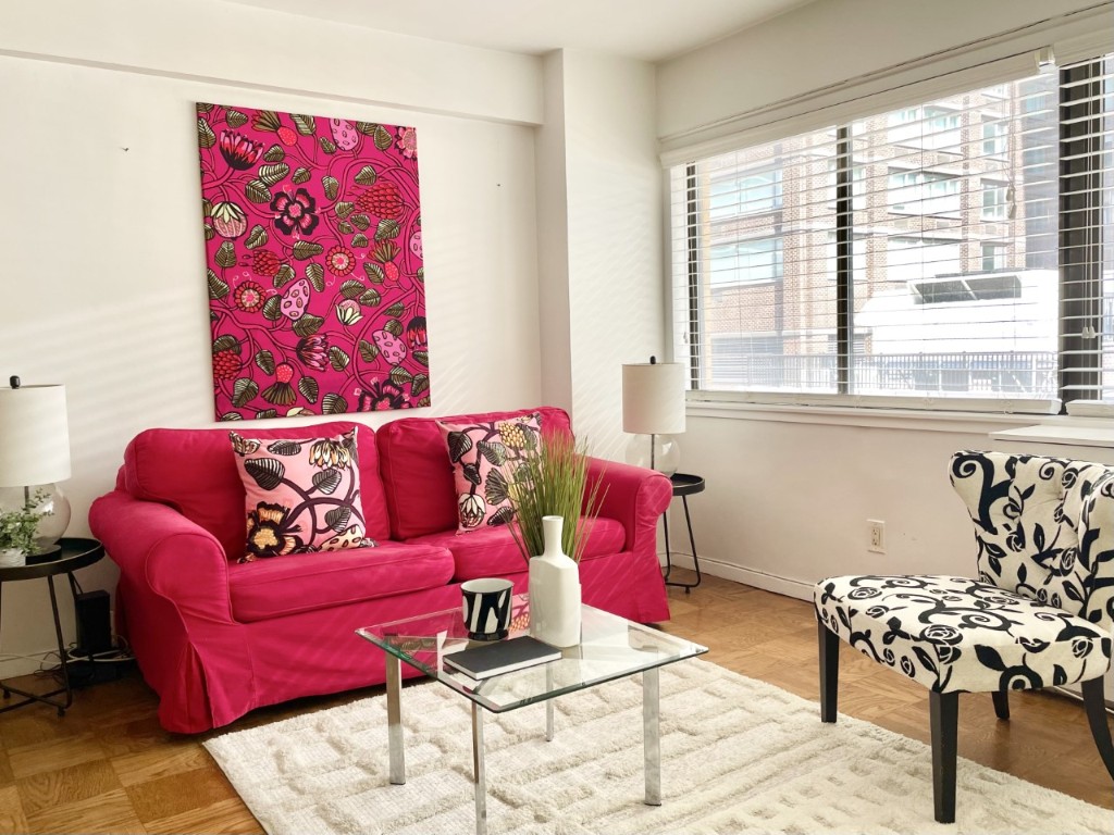 Photo 1 of 310 West 56th Street 10E, Midtown West, NYC, $499,000, Web #: 1037444159