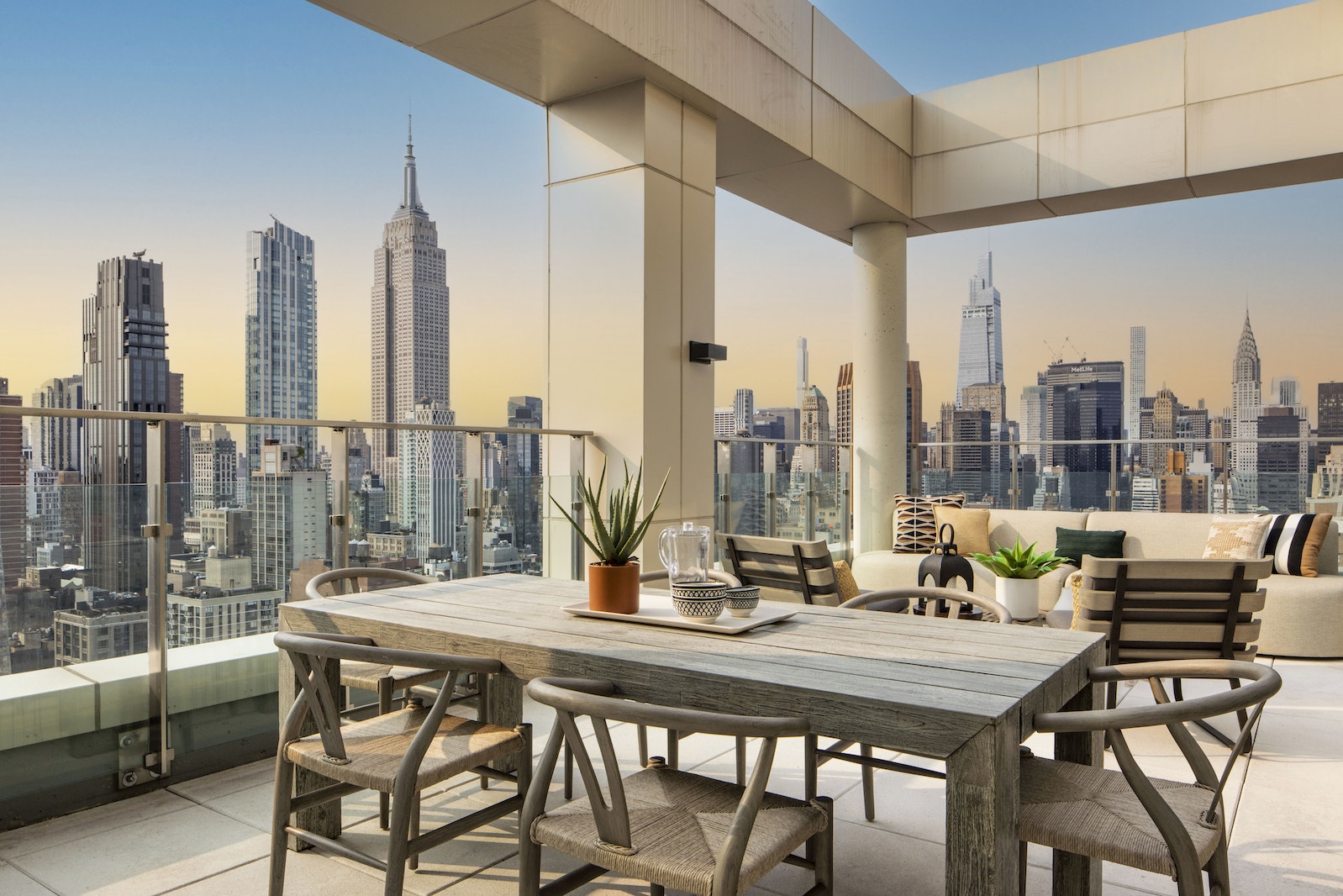 368 Third Avenue Unit: PHB