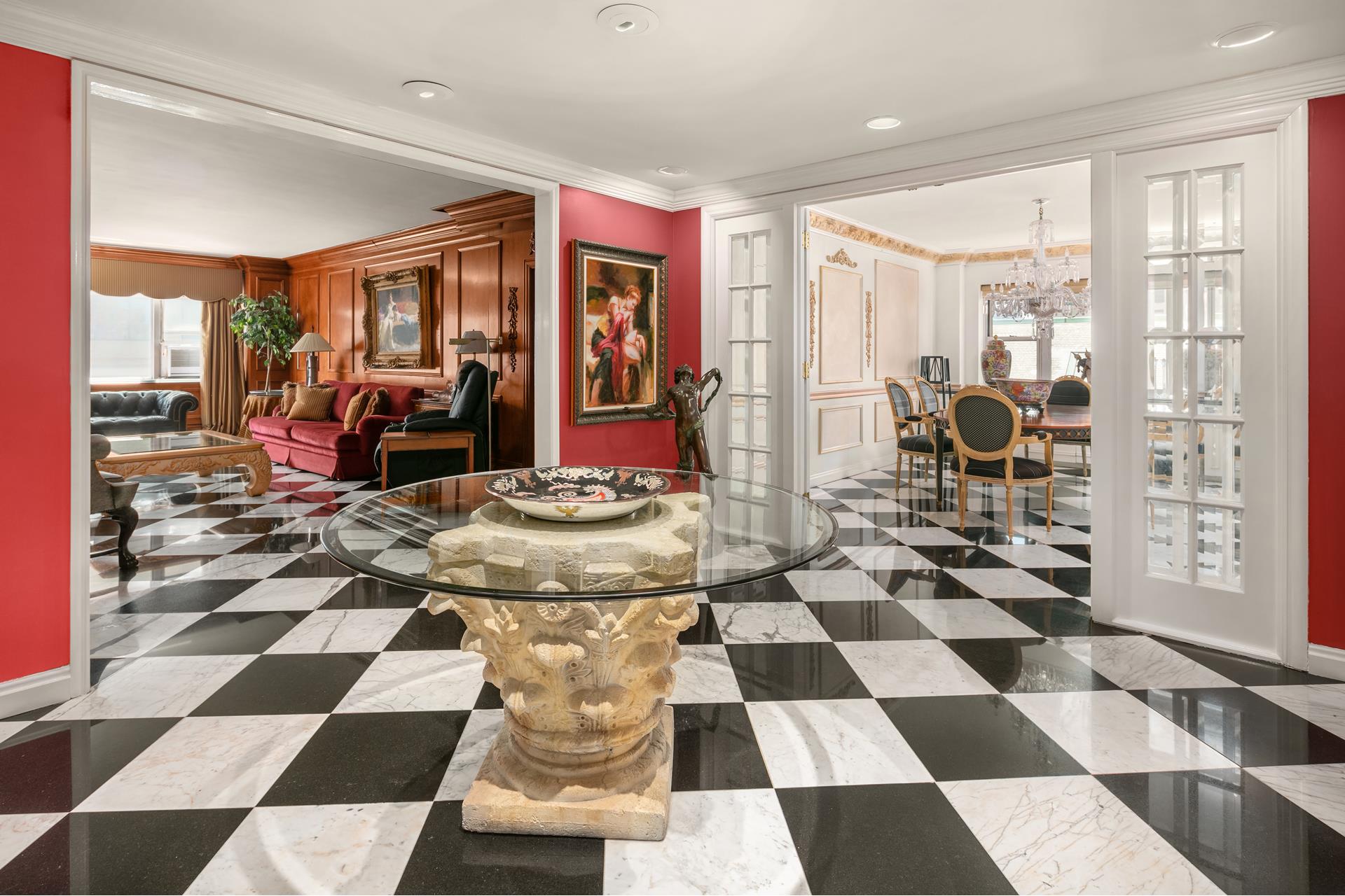 150 East 69th Street 12Cd, Lenox Hill, Upper East Side, NYC - 4 Bedrooms  
2.5 Bathrooms  
6 Rooms - 