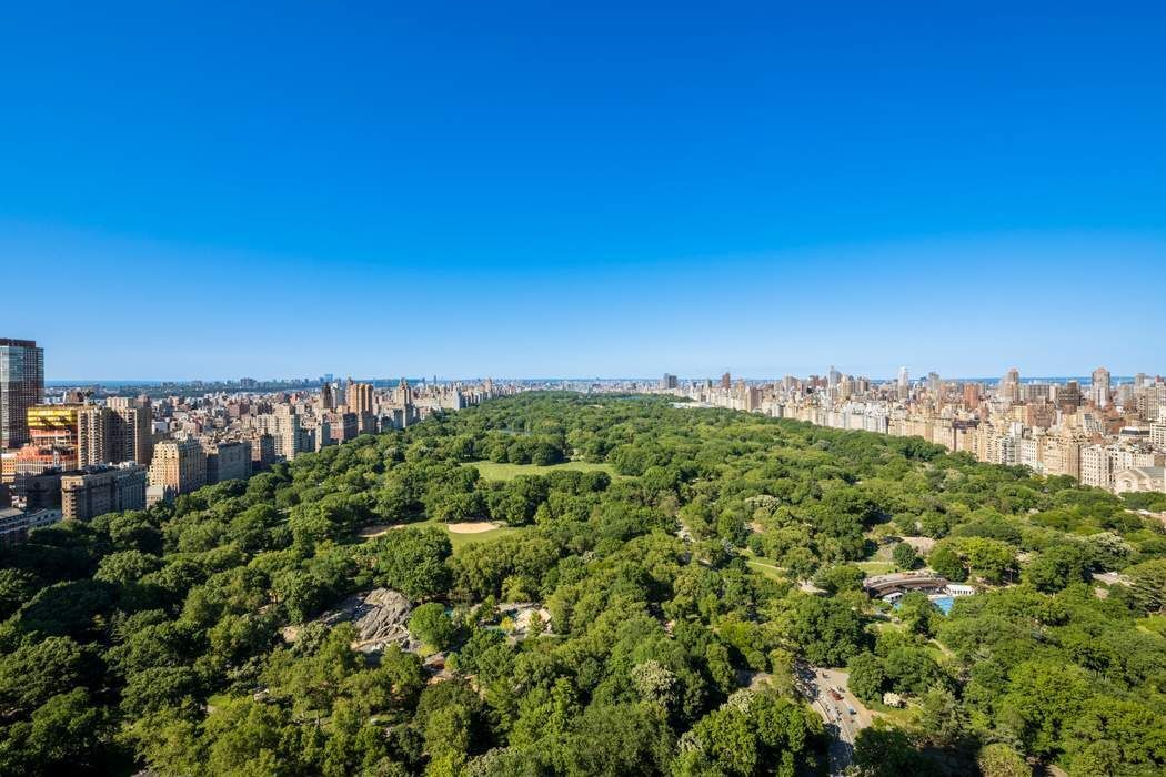 160 Central Park Ph4001, Central Park South, Midtown West, NYC - 3 Bedrooms  
3.5 Bathrooms  
7 Rooms - 