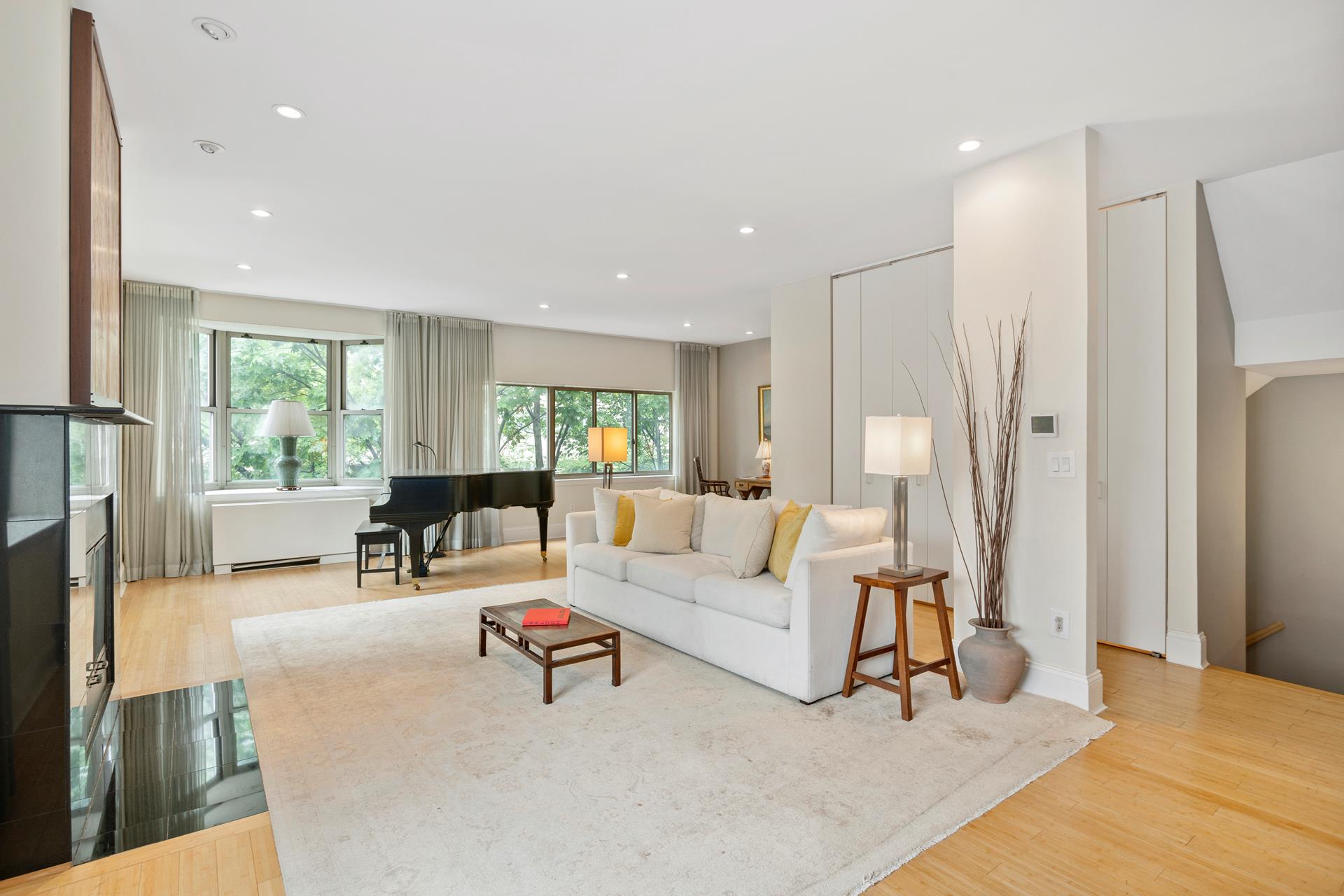 Photo 1 of 1400 5th Avenue The2, South Harlem, NYC, $1,700,000, Web #: 1038612847