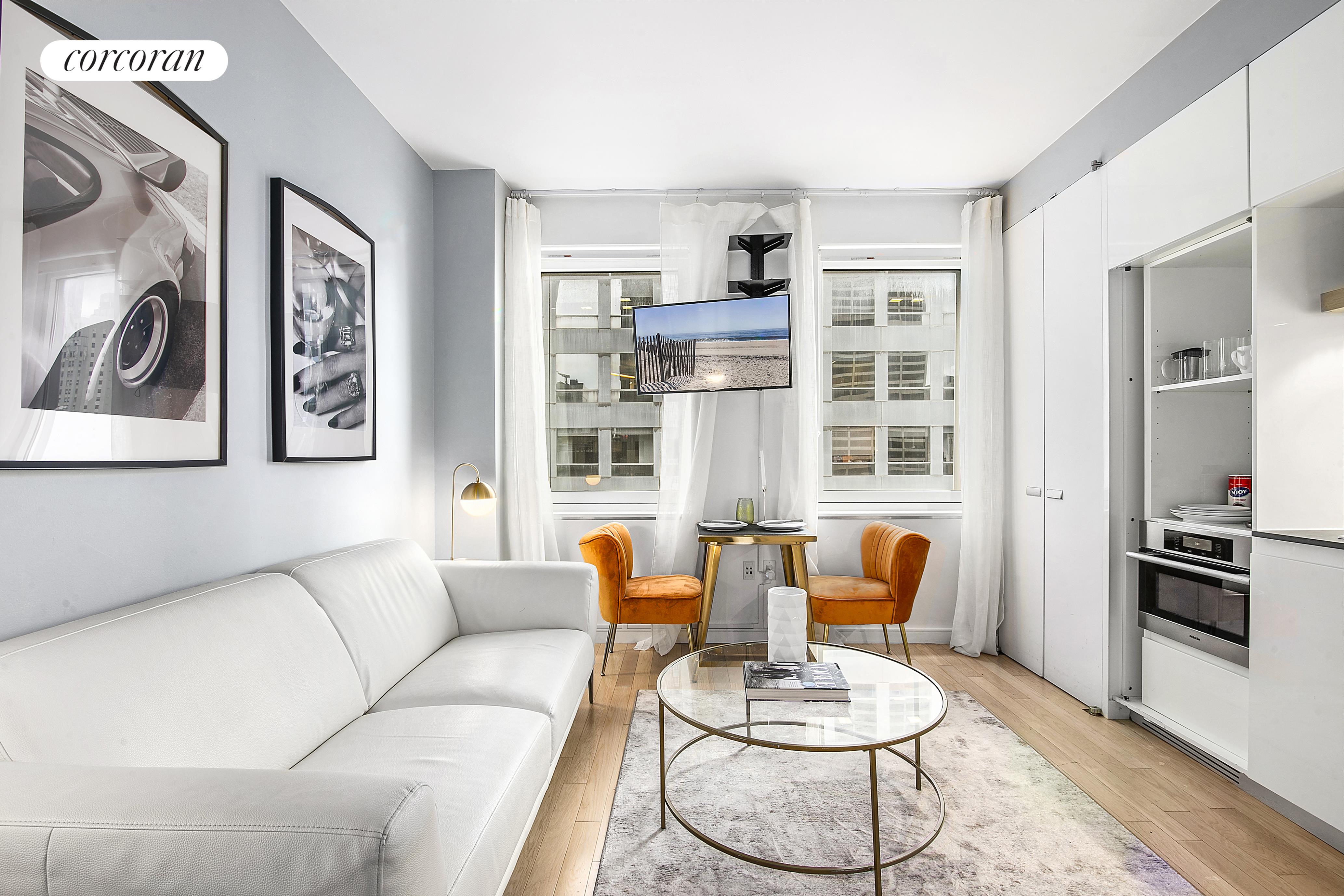 70 West 45th Street 30C, Chelsea And Clinton, Downtown, NYC - 1 Bedrooms  
1 Bathrooms  
3 Rooms - 
