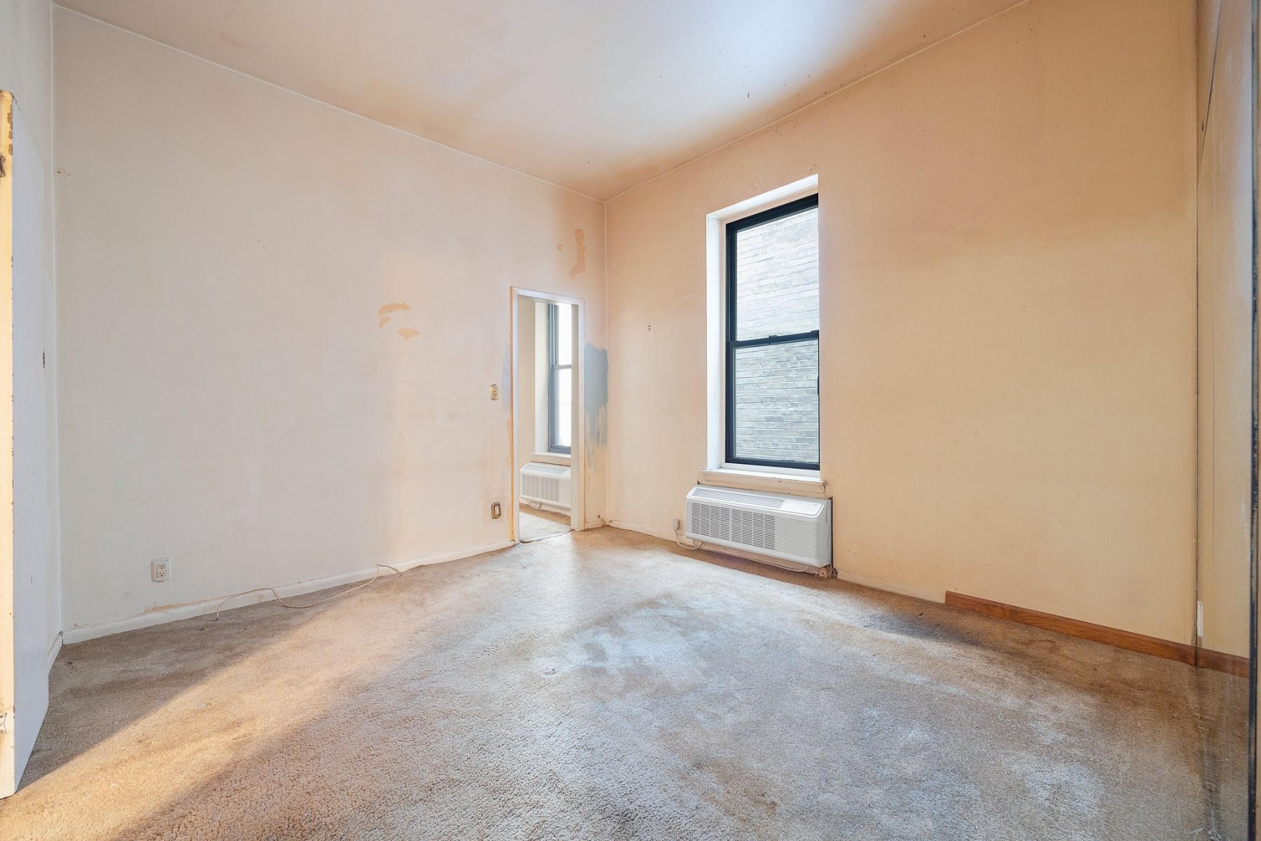 55 E 65th Street, New York, NY 10065, 1 Bedroom Bedrooms, 3 Rooms Rooms,1 BathroomBathrooms,Residential,For Sale,65th,RLMX-91738