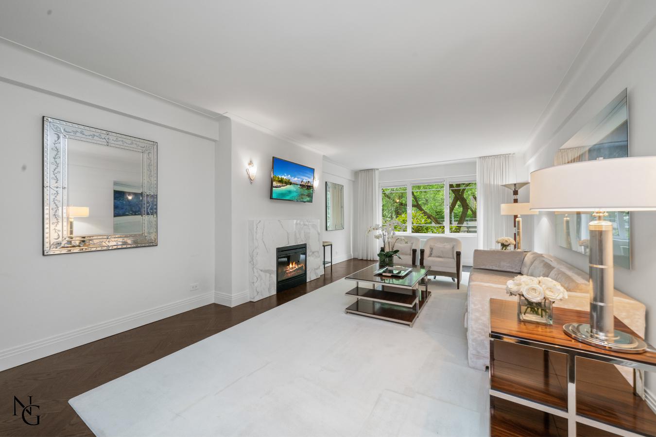 Photo 1 of 880 5th Avenue 2D, Upper East Side, NYC, $4,150,000, Web #: 1040843548