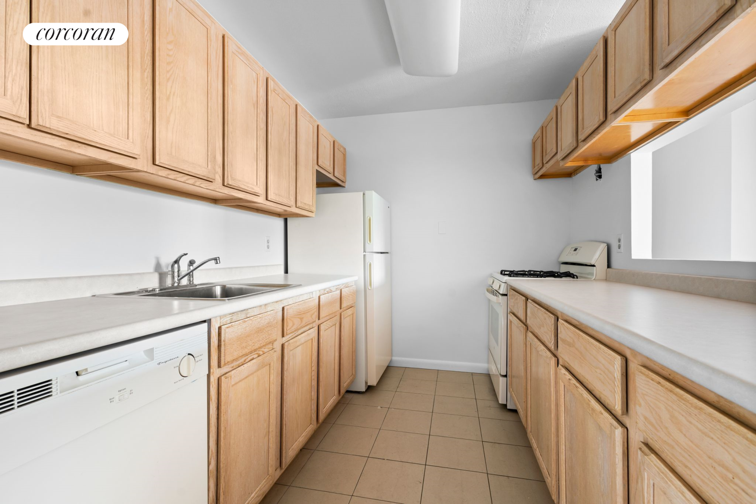 287 Prospect Avenue 4A, South Slope, Brooklyn, New York - 1 Bedrooms  
1 Bathrooms  
3 Rooms - 