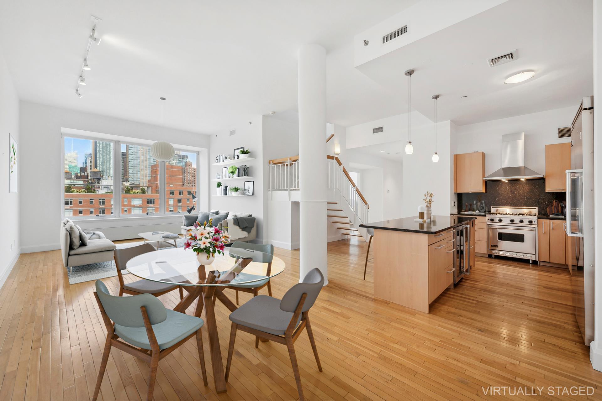 121 West 19th Street Phf, Chelsea, Downtown, NYC - 4 Bedrooms  
3.5 Bathrooms  
8 Rooms - 