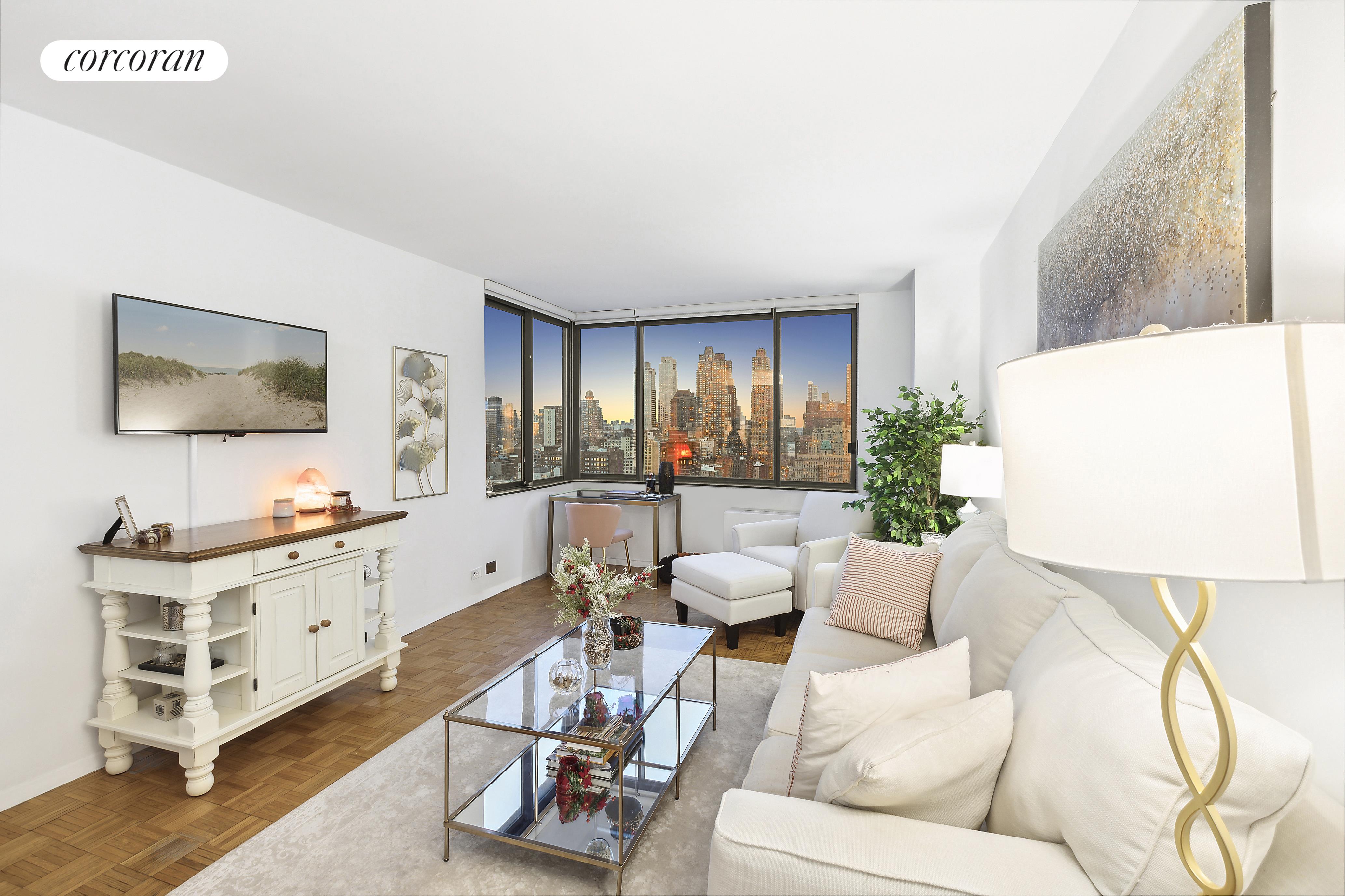 350 West 50th Street 25G, Hells Kitchen, Midtown West, NYC - 1 Bedrooms  
1 Bathrooms  
3 Rooms - 