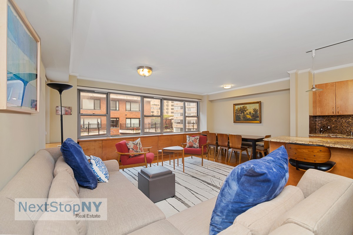 420 East 55th Street 10O, Sutton, Midtown East, NYC - 2 Bedrooms  
1 Bathrooms  
4 Rooms - 