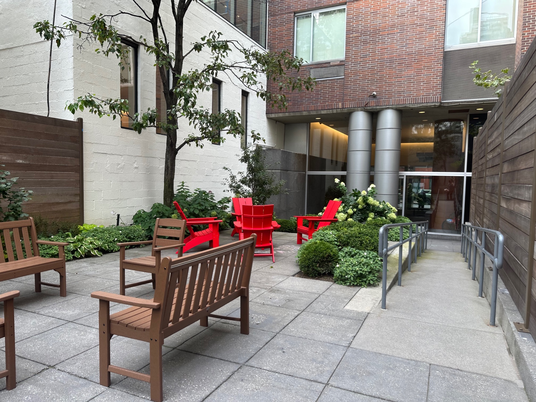 360 East 88th Street 9C, Yorkville, Upper East Side, NYC - 1 Bedrooms  
1.5 Bathrooms  
3 Rooms - 