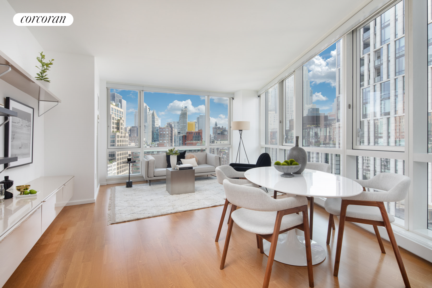 200 Chambers Street 12G, Tribeca, Downtown, NYC - 2 Bedrooms  
2.5 Bathrooms  
5 Rooms - 