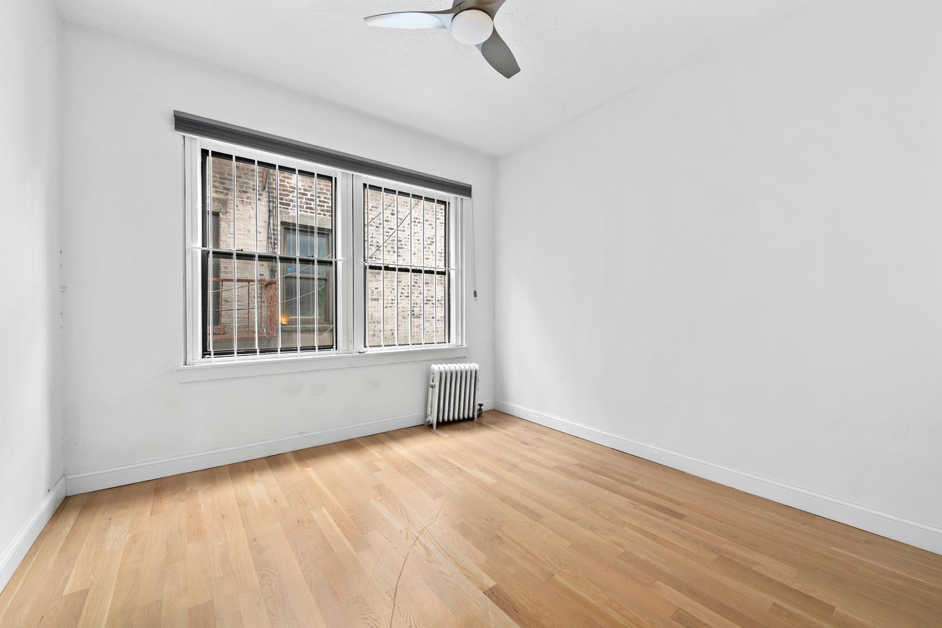 159 Rivington Street, Lower East Side, Downtown, NYC - 9 Bedrooms  
5.5 Bathrooms  
15 Rooms - 