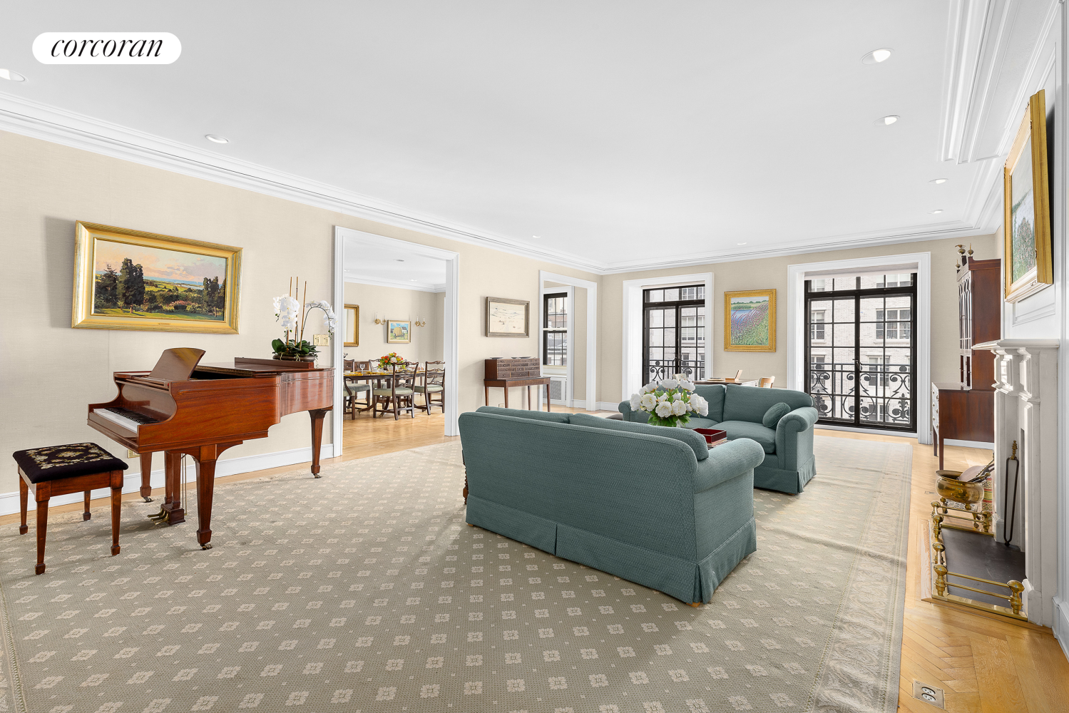 136 East 79th Street 6A, Lenox Hill, Upper East Side, NYC - 4 Bedrooms  
4 Bathrooms  
8 Rooms - 