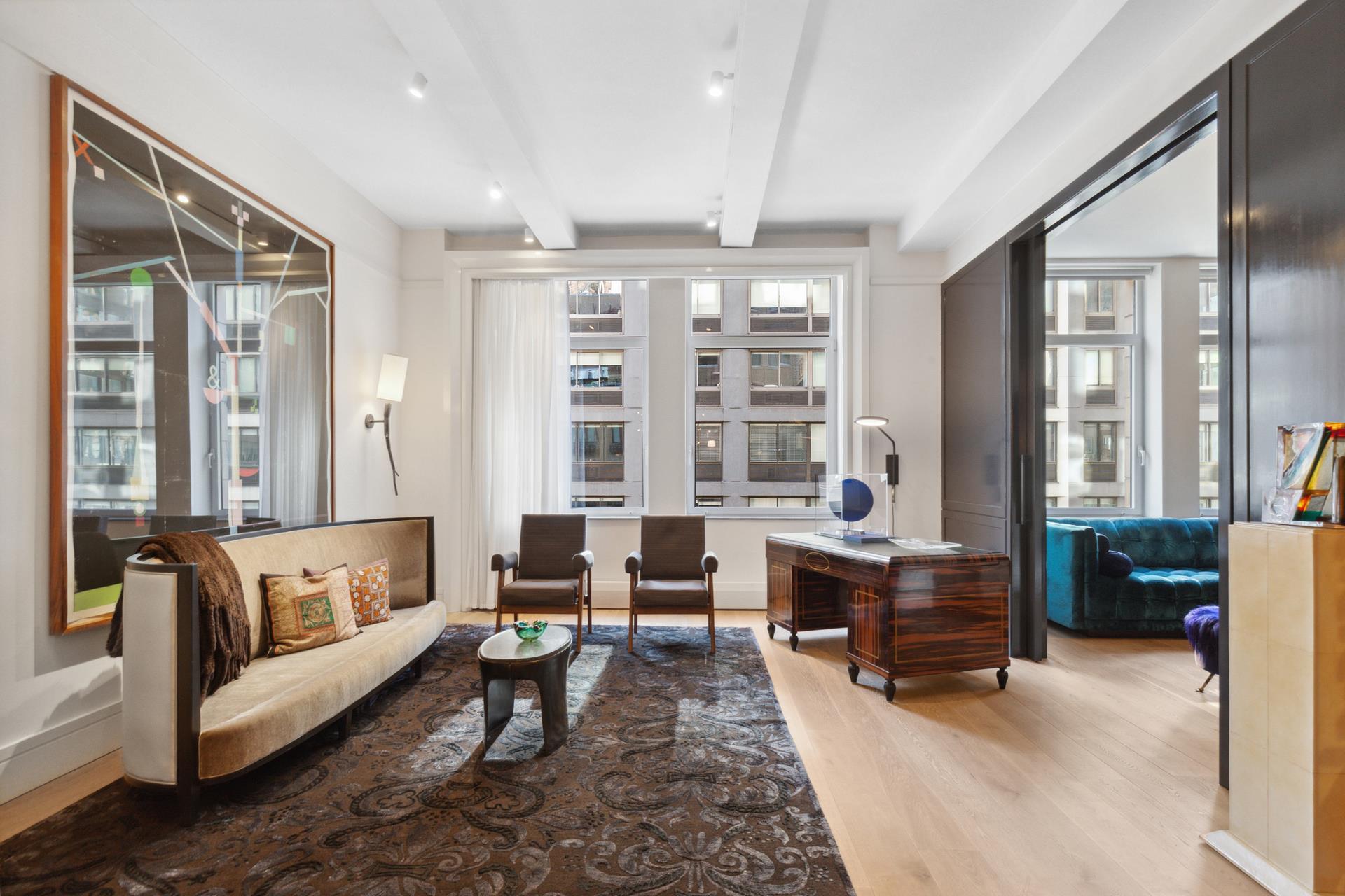 245 7th Avenue 5A, Chelsea, Downtown, NYC - 3 Bedrooms  
2 Bathrooms  
6 Rooms - 