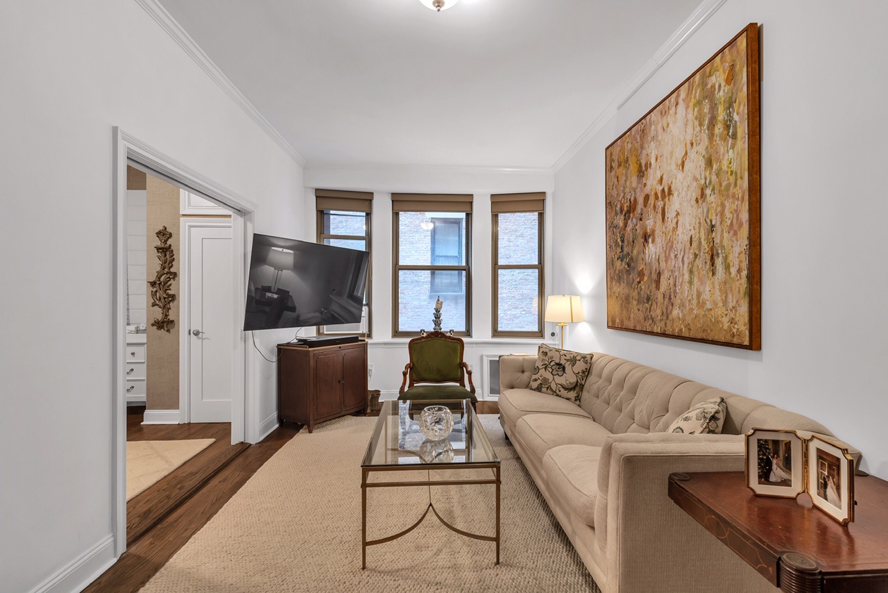 Photo 1 of 36 Gramercy Park 5-S, Gramercy Park, NYC, $1,449,000, Web #: 1045630800