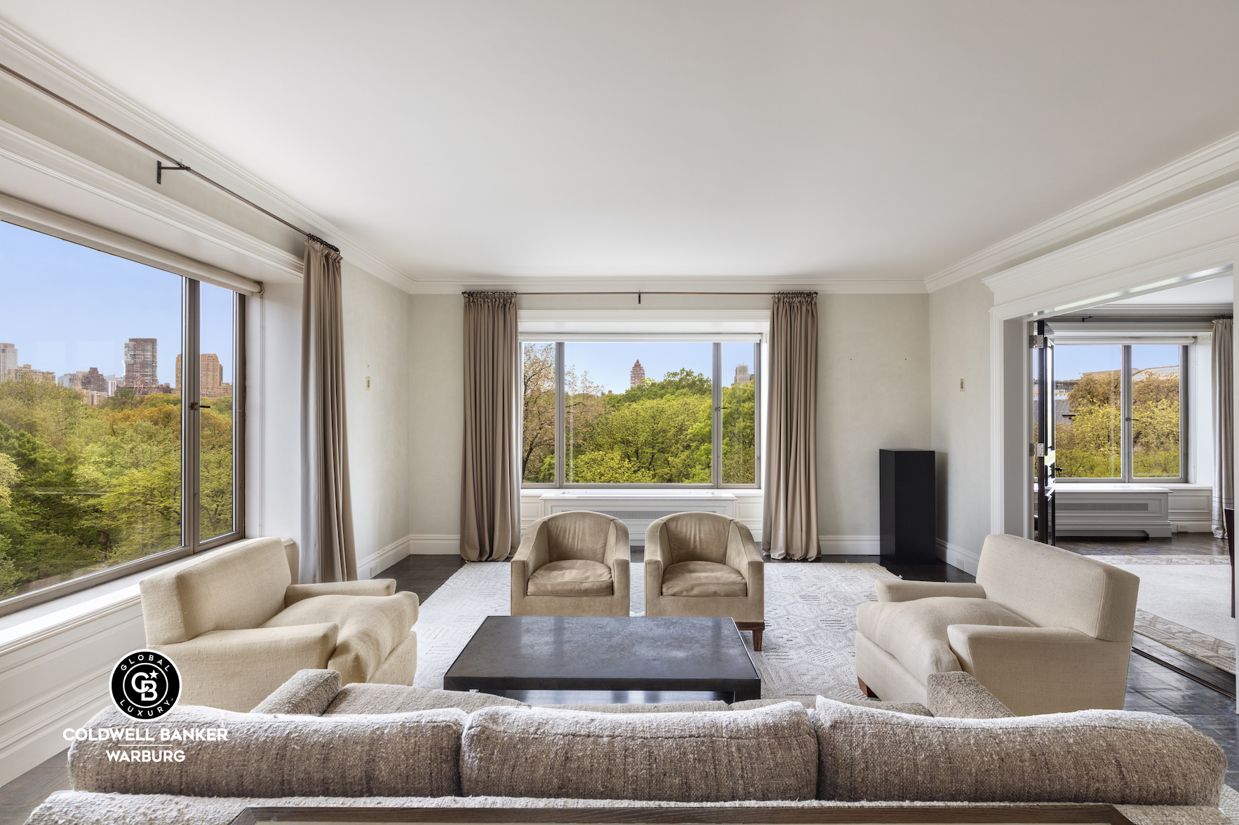980 Fifth Avenue 8A, Upper East Side, Upper East Side, NYC - 3 Bedrooms  
3.5 Bathrooms  
7 Rooms - 
