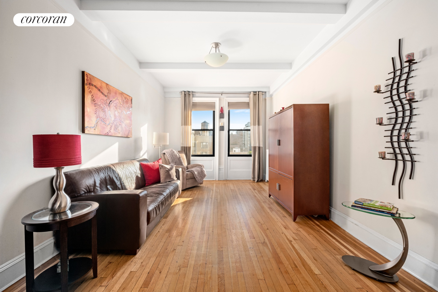 609 West 114th Street 92, Morningside Heights, Upper Manhattan, NYC - 3 Bedrooms  
1.5 Bathrooms  
5 Rooms - 