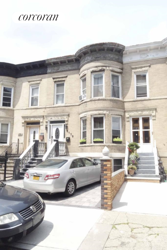 1179 Lincoln Place, Crown Heights, Brooklyn, New York - 6 Bedrooms  
2 Bathrooms  
10 Rooms - 