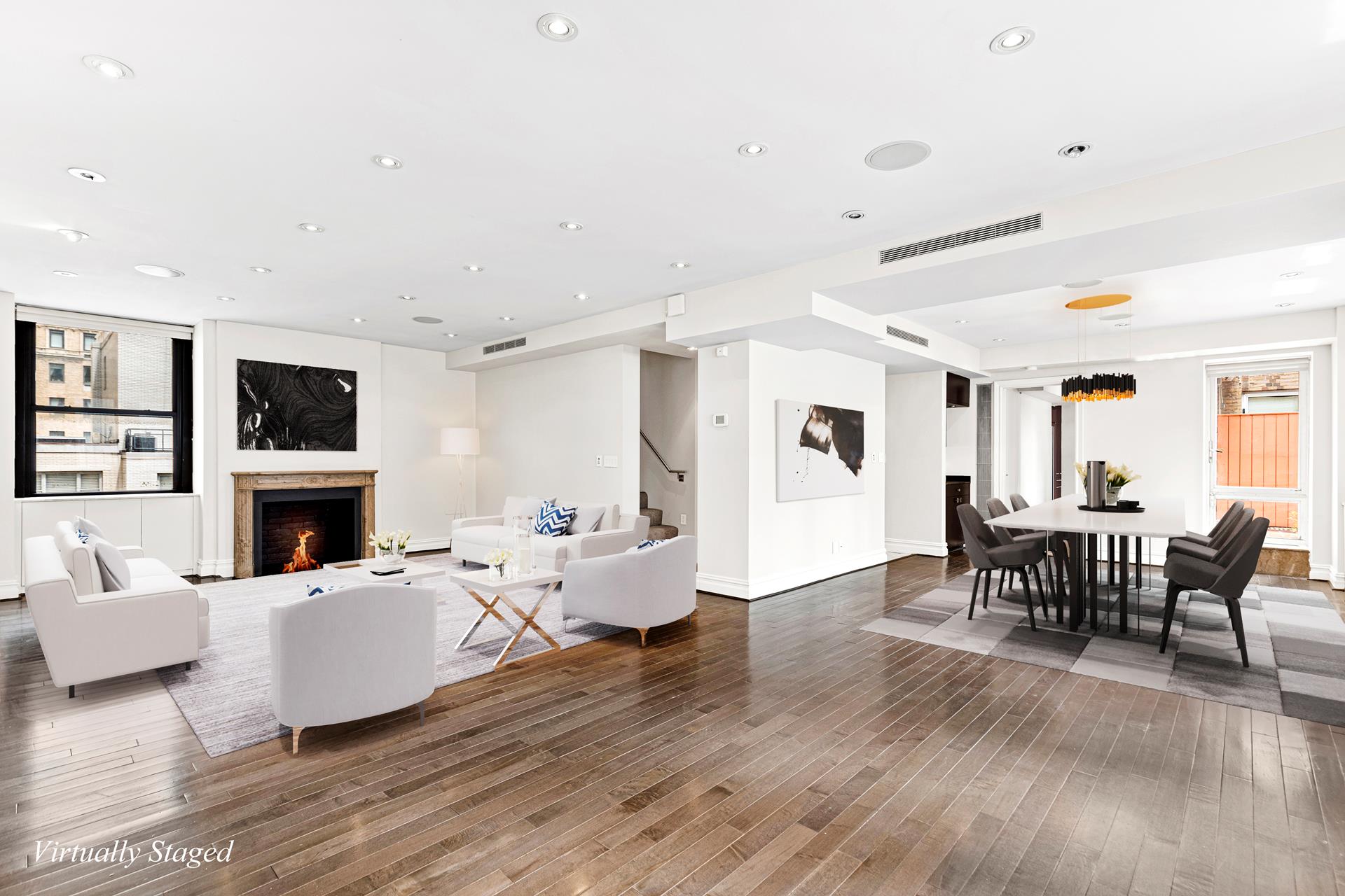 111 East 56th Street 1700, Midtown East, Midtown East, NYC - 2 Bedrooms  
2.5 Bathrooms  
5 Rooms - 