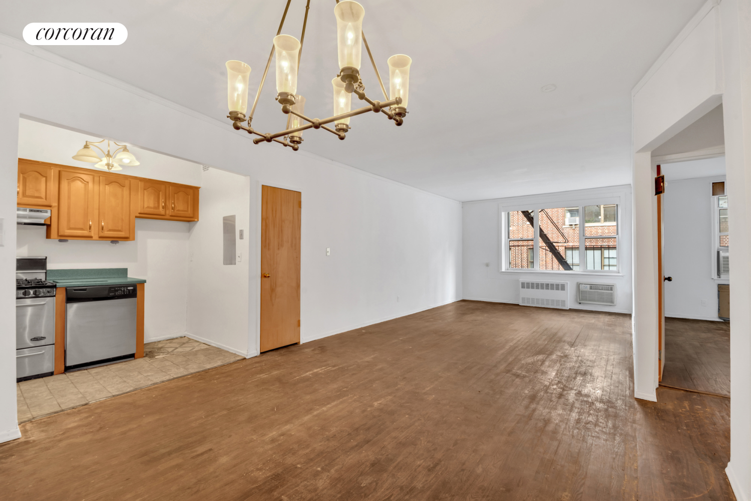 235 West 70th Street 5B, Lincoln Sq, Upper West Side, NYC - 1 Bedrooms  
1 Bathrooms  
3 Rooms - 