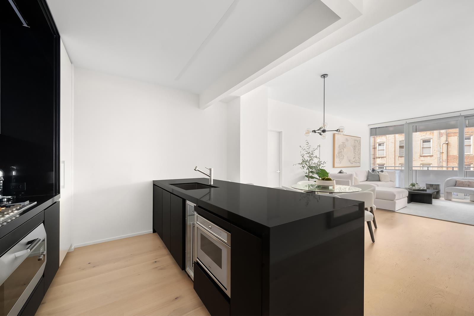 121 East 22nd Street N908, Gramercy Park, Downtown, NYC - 2 Bedrooms  
2 Bathrooms  
3 Rooms - 