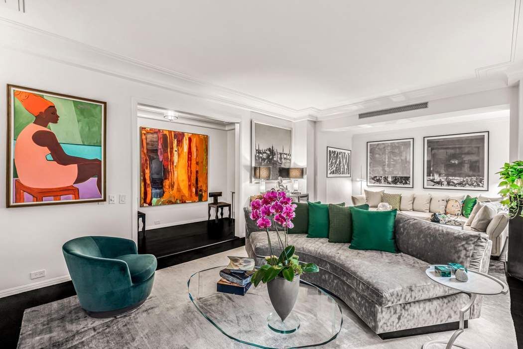 53 East 66th Street 3D, Lenox Hill, Upper East Side, NYC - 2 Bedrooms  
2 Bathrooms  
6 Rooms - 