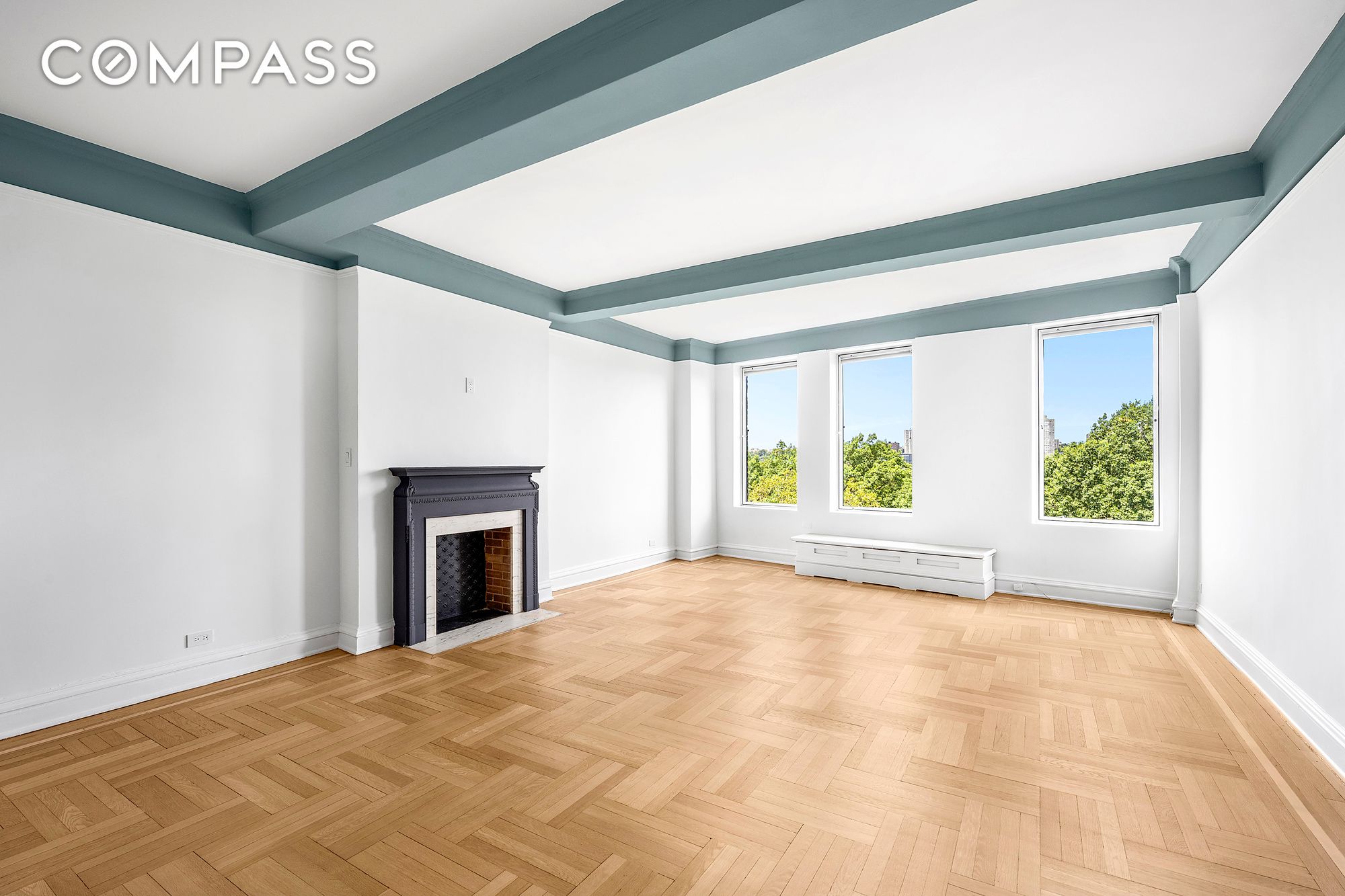 52 Riverside Drive 6A, Upper West Side, Upper West Side, NYC - 3 Bedrooms  
2.5 Bathrooms  
7 Rooms - 