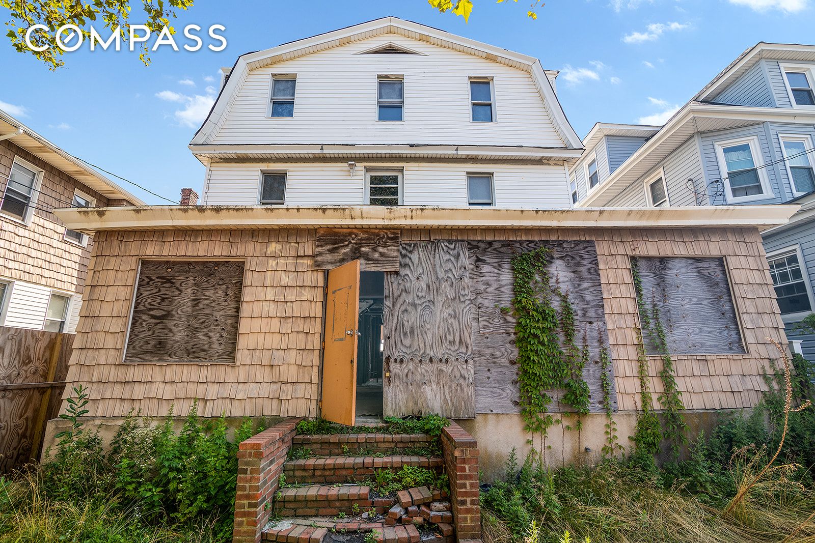 Photo 1 of 174 Beach 120th Street, Rockaway Park, New York, $649,000, Web #: 1046498757